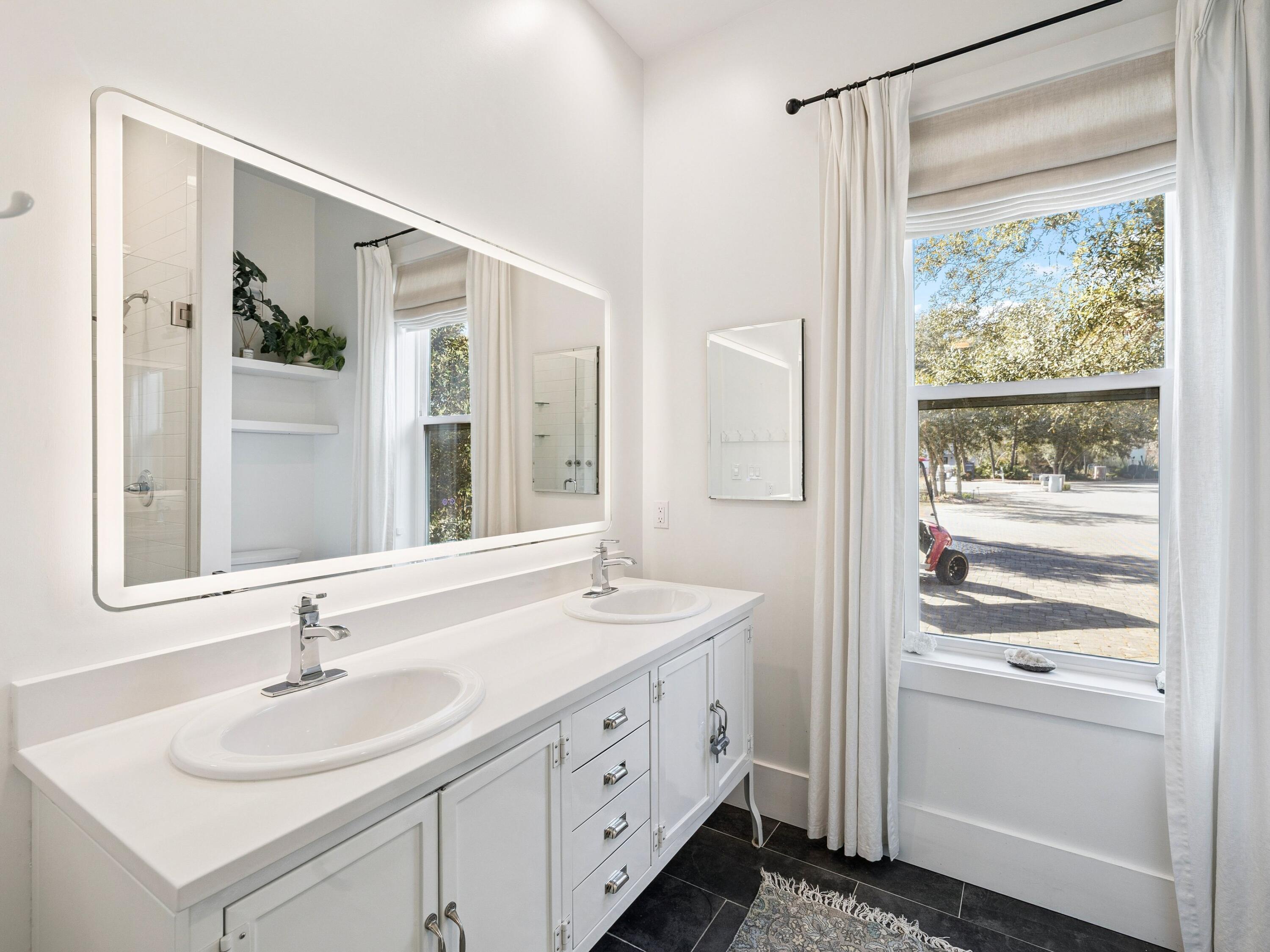 SEAGROVE VILLAGE 7TH ADD - Residential