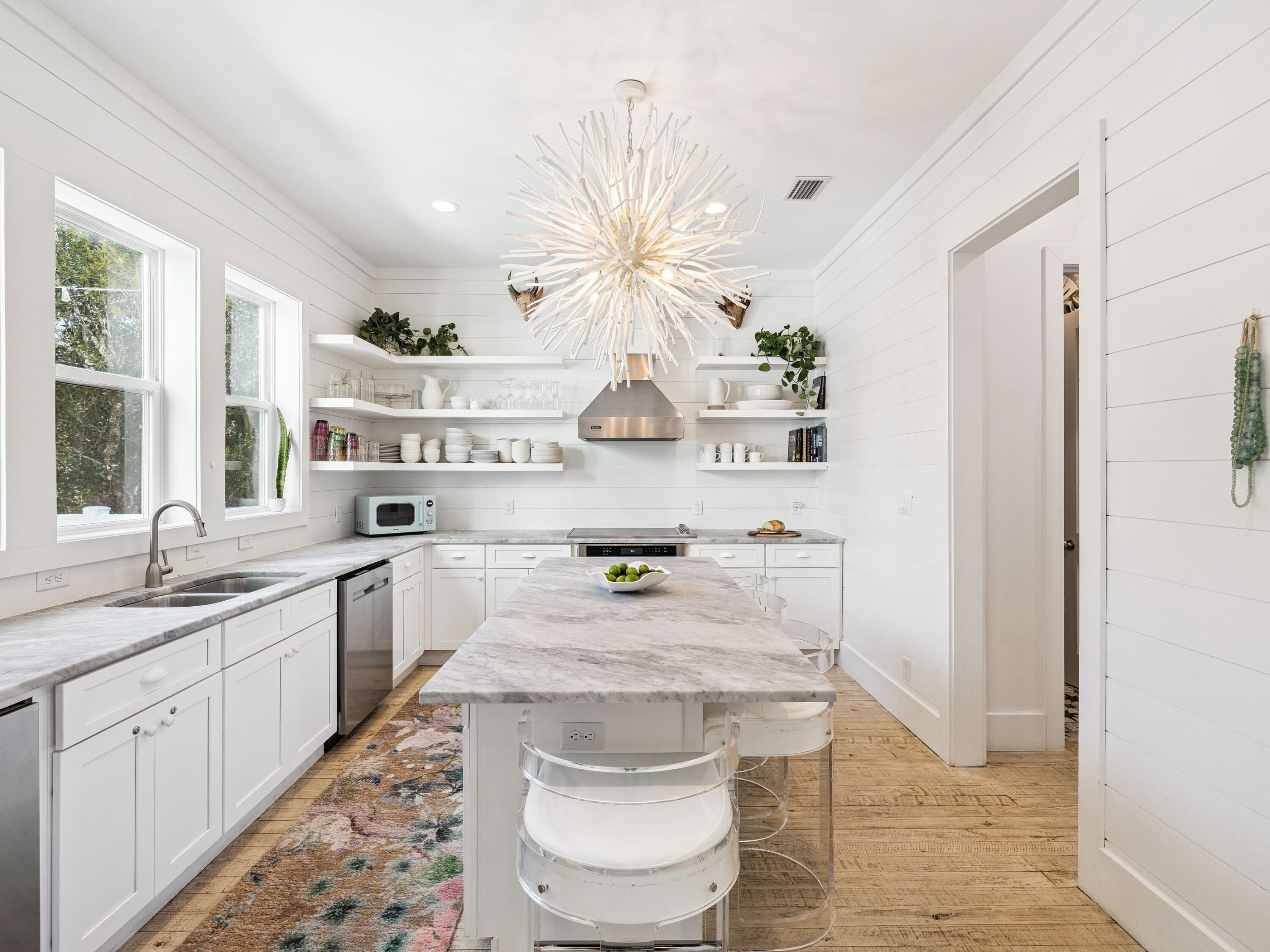 SEAGROVE VILLAGE 7TH ADD - Residential