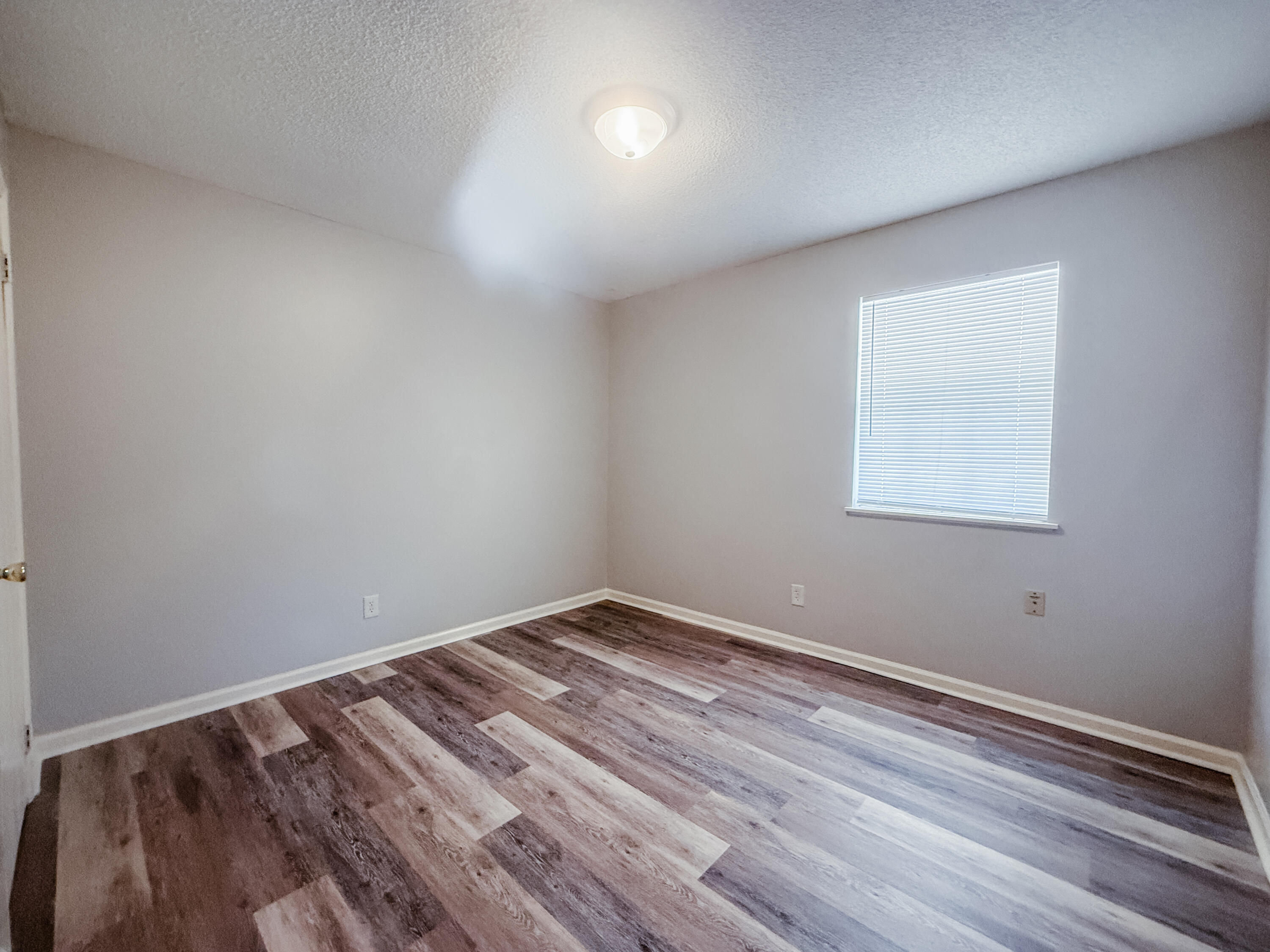 DEER RUN - Residential Lease