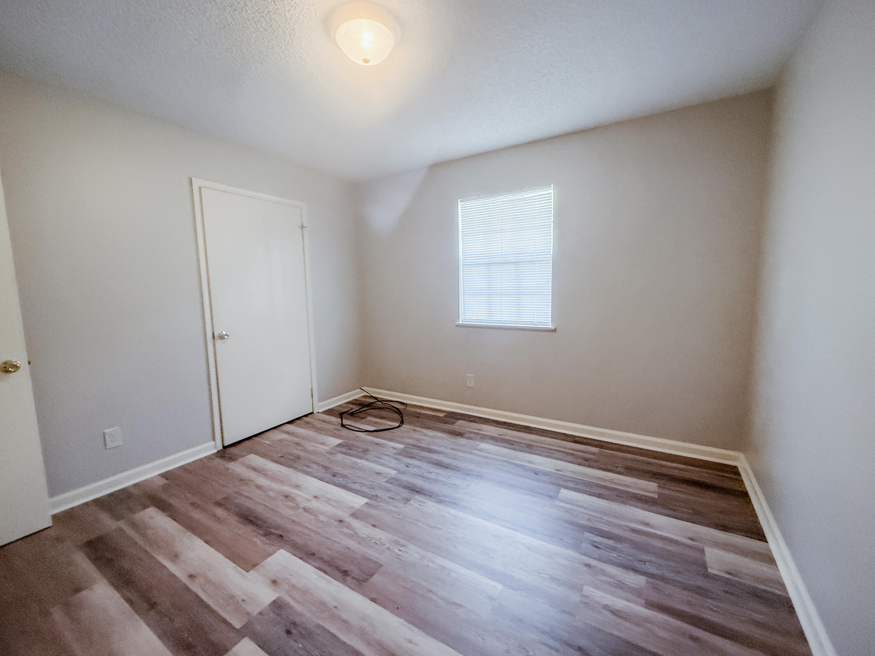 DEER RUN - Residential Lease