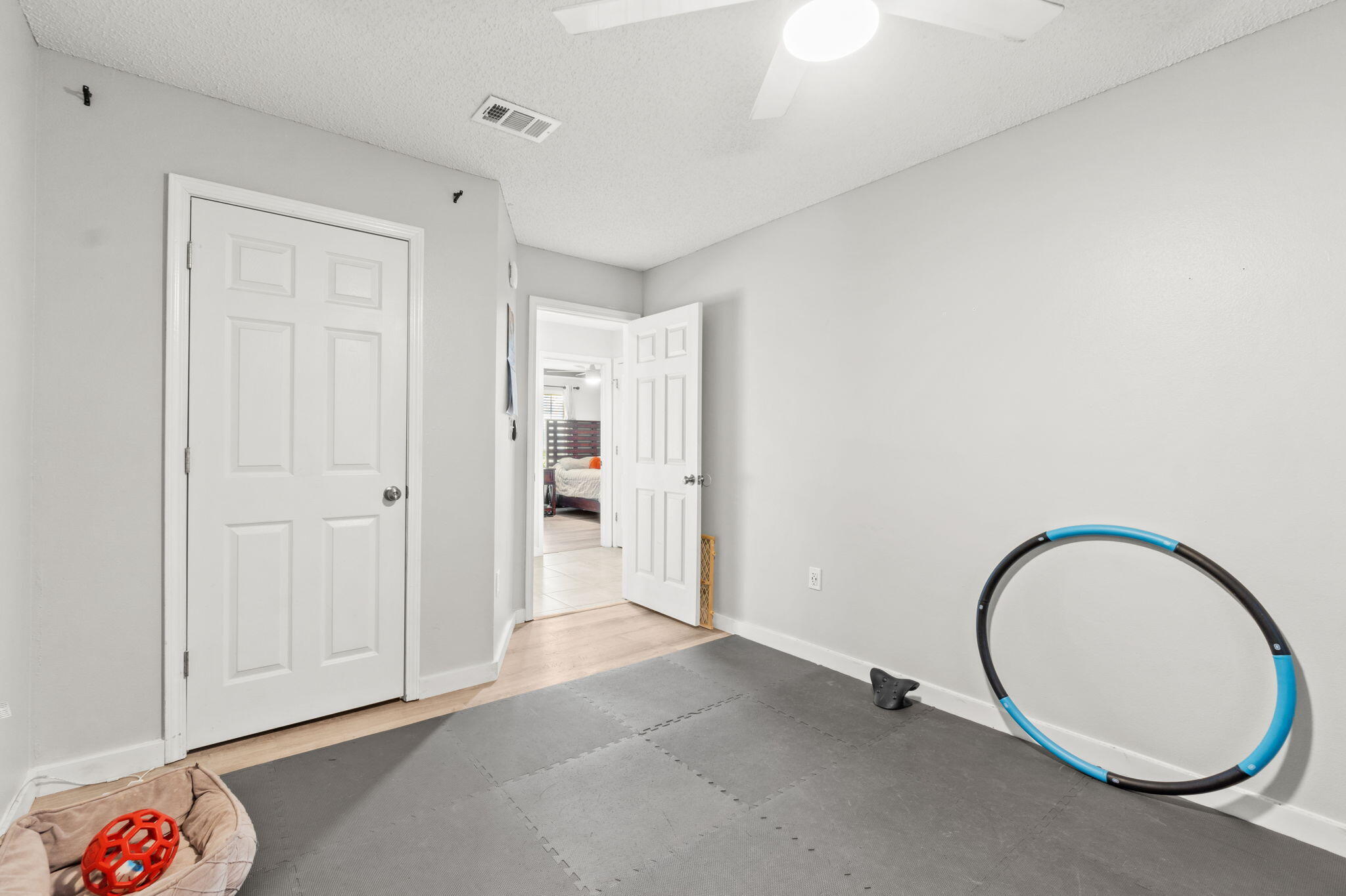 HIDDEN PINES S/D - Residential