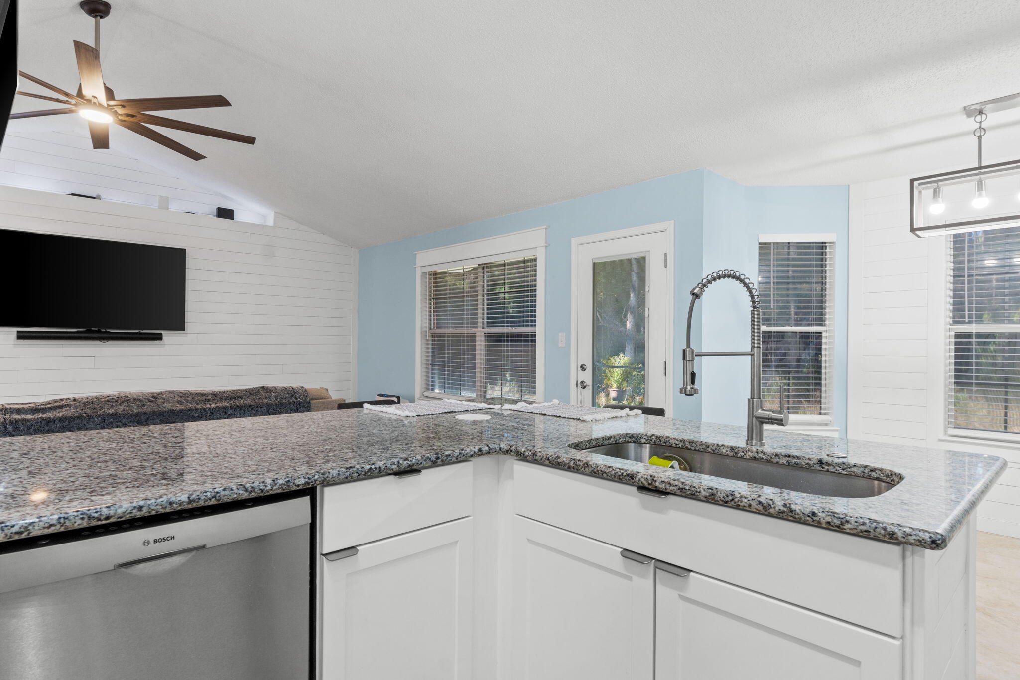 HIDDEN PINES S/D - Residential