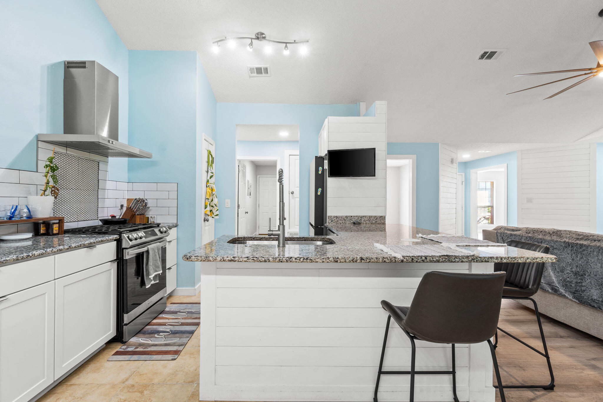 HIDDEN PINES S/D - Residential