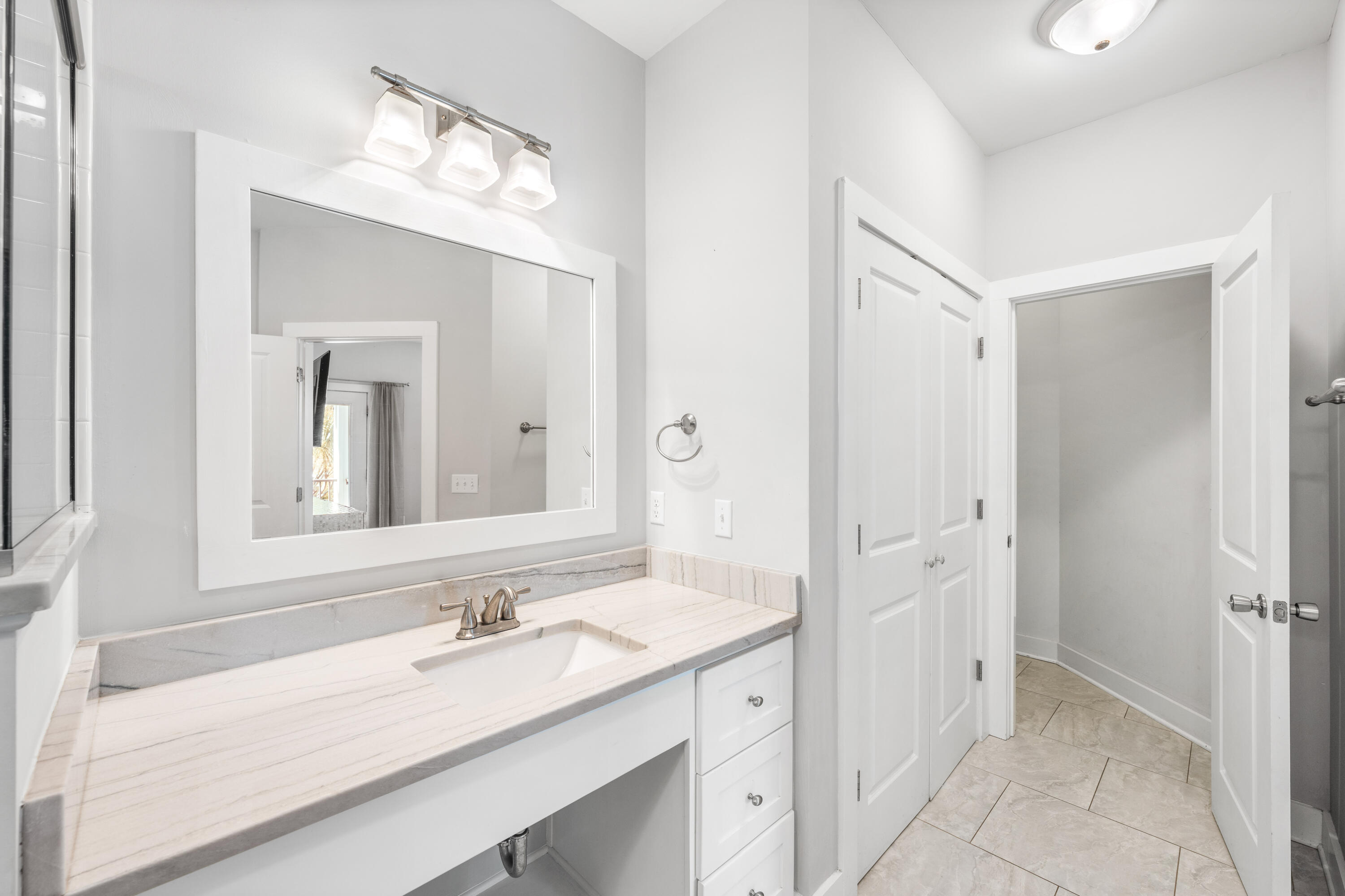 FRANGISTA BEACH 2ND ADDN - Residential