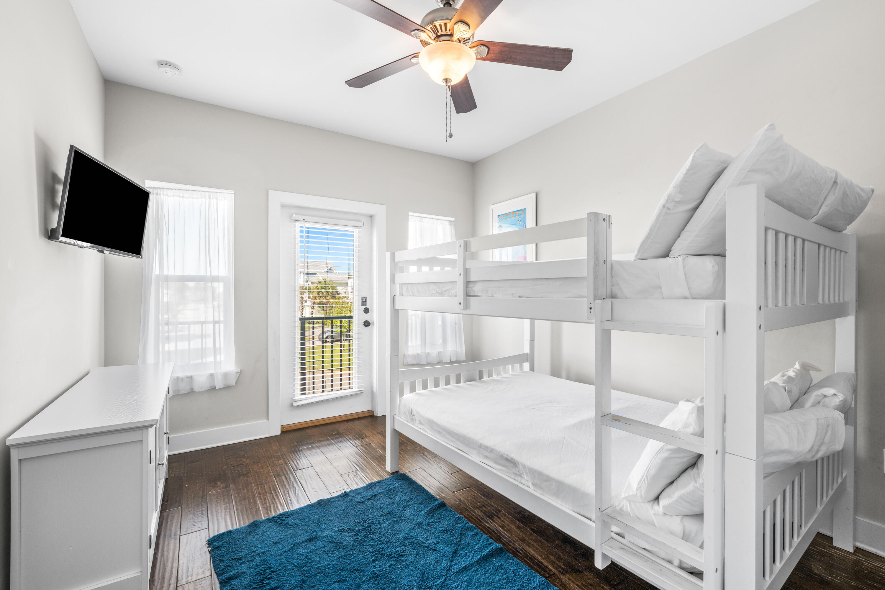 FRANGISTA BEACH 2ND ADDN - Residential