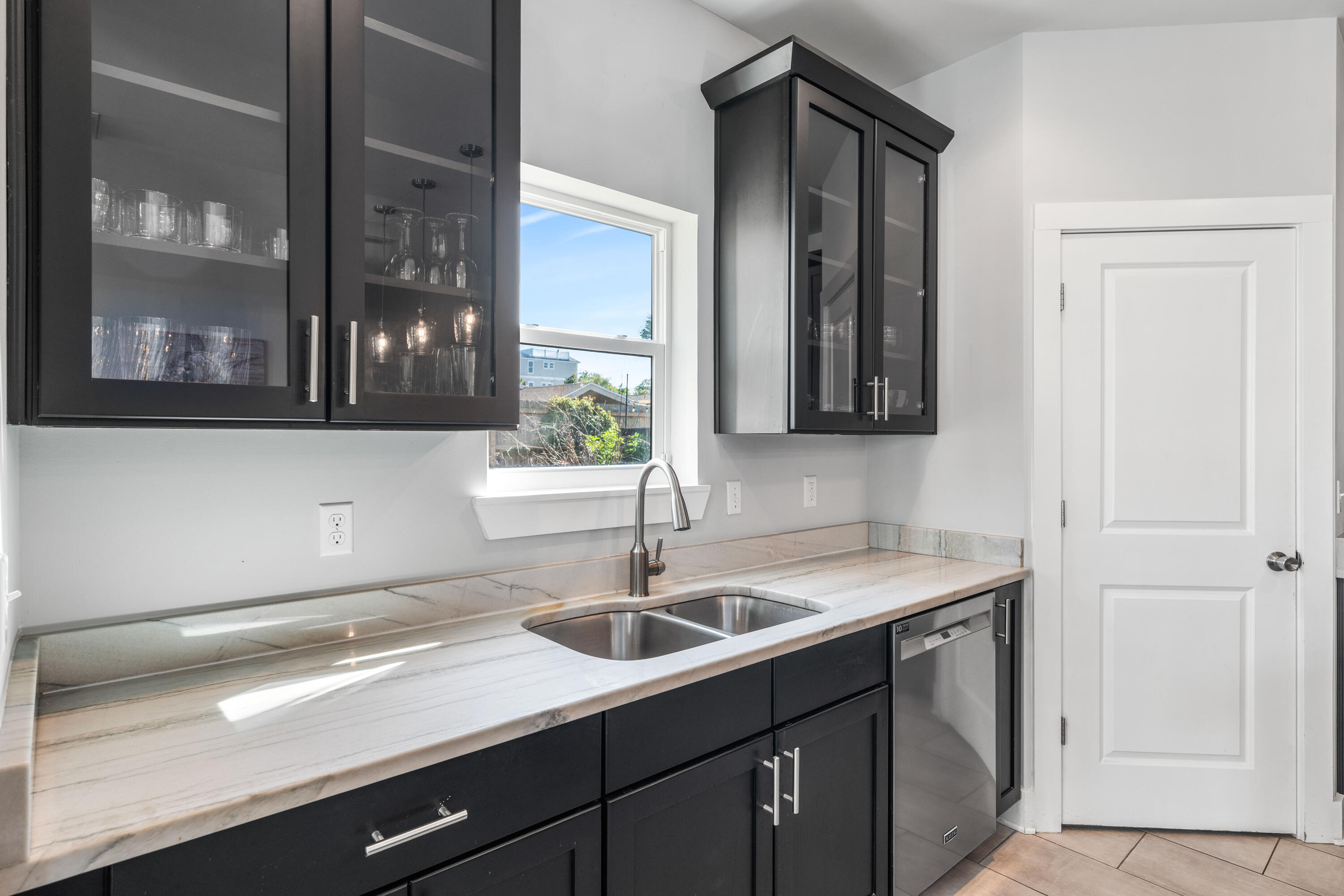 FRANGISTA BEACH 2ND ADDN - Residential