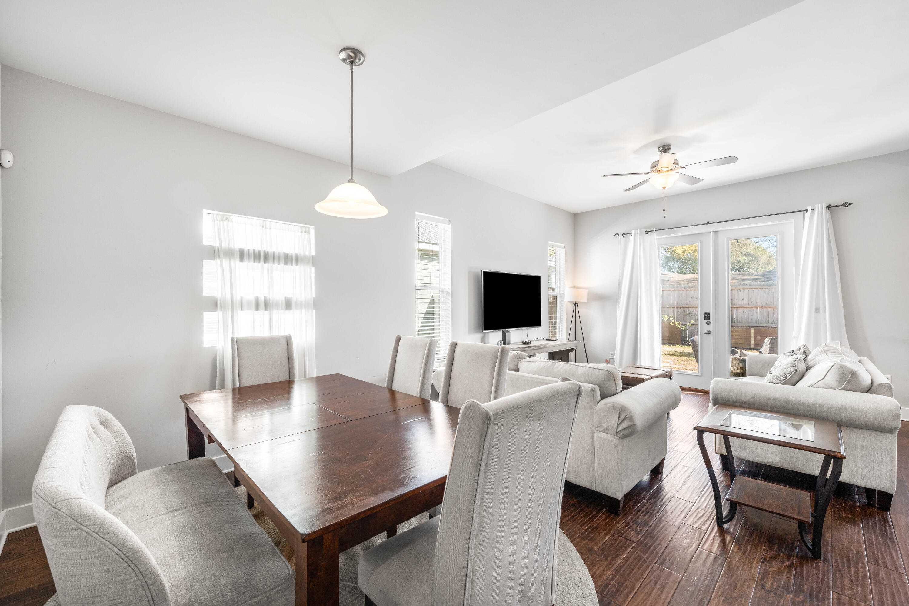 FRANGISTA BEACH 2ND ADDN - Residential