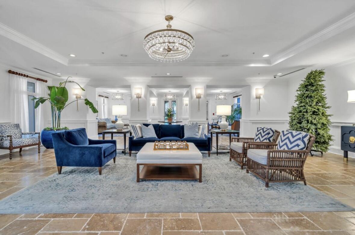 ONE WATER PLACE - Residential