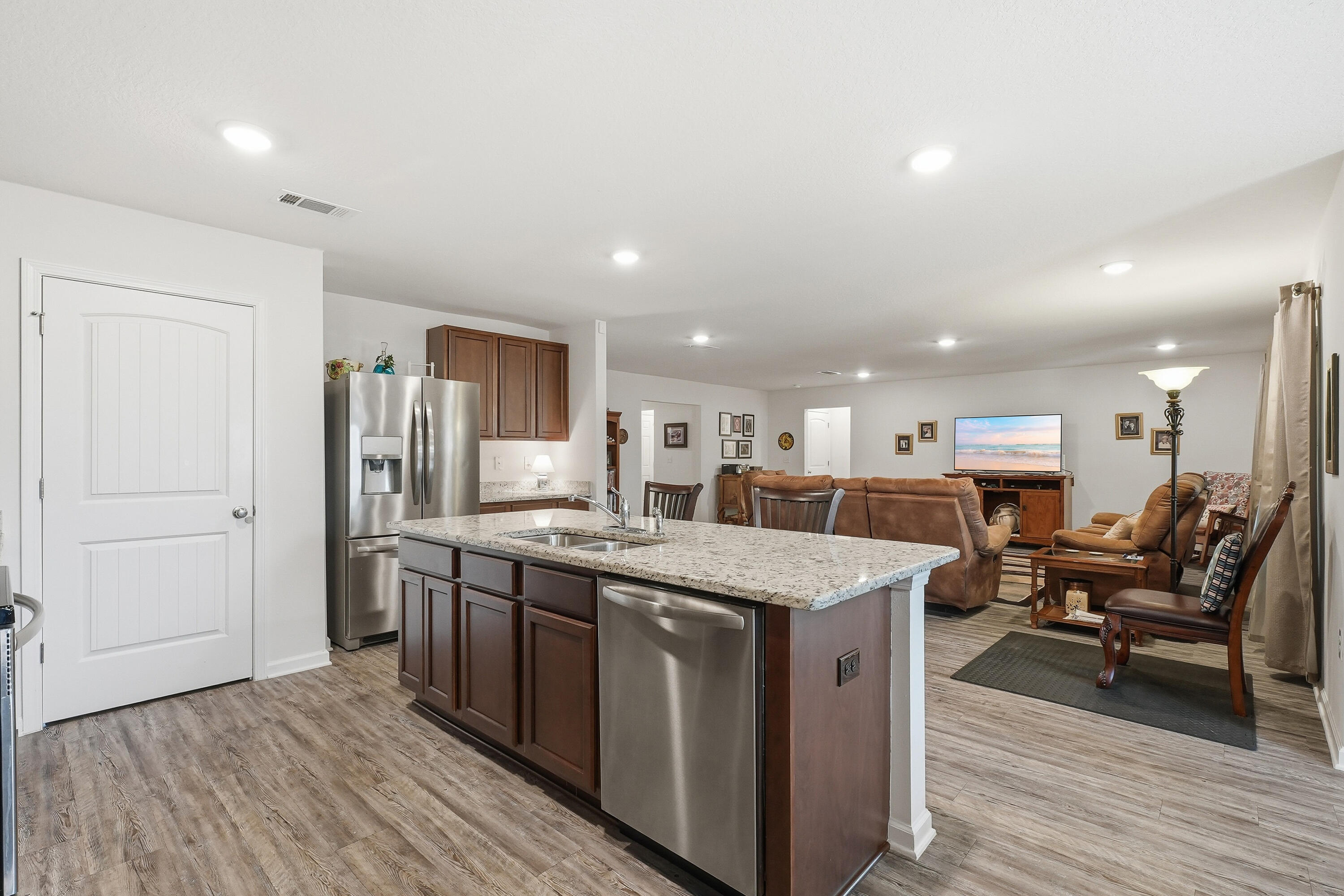 Redstone Commons - Residential