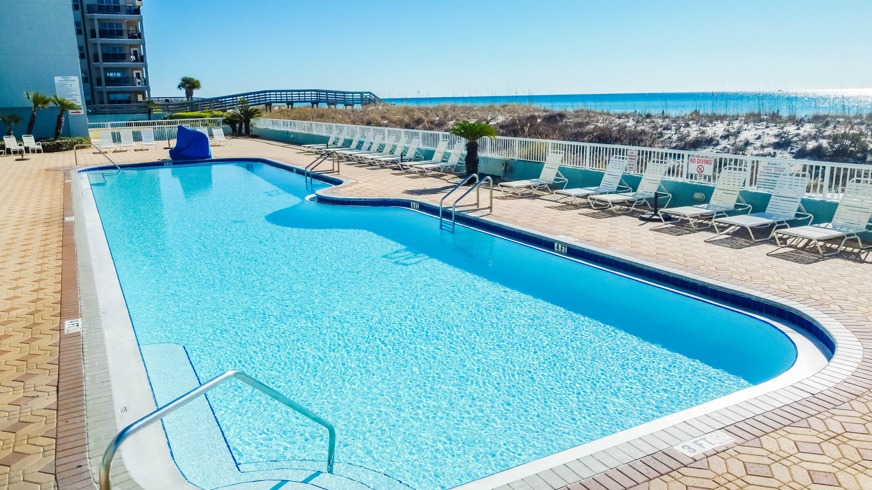 ISLANDER BEACH RESORT PH 2 - Residential