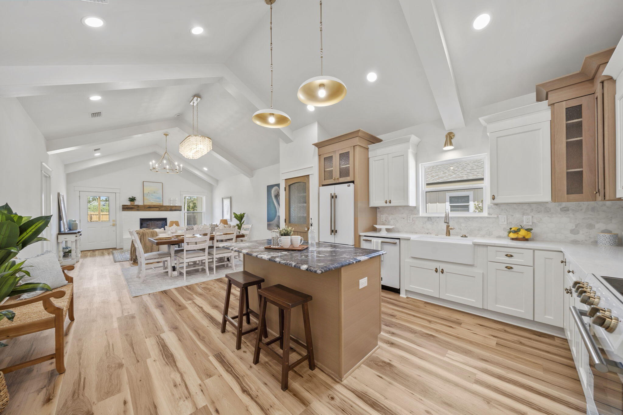 SOUTHPORT - Residential