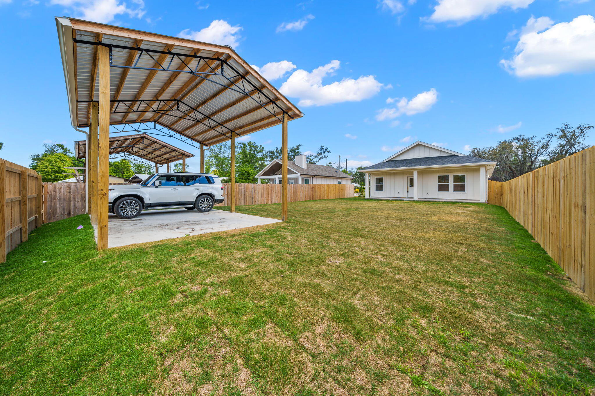 SOUTHPORT - Residential