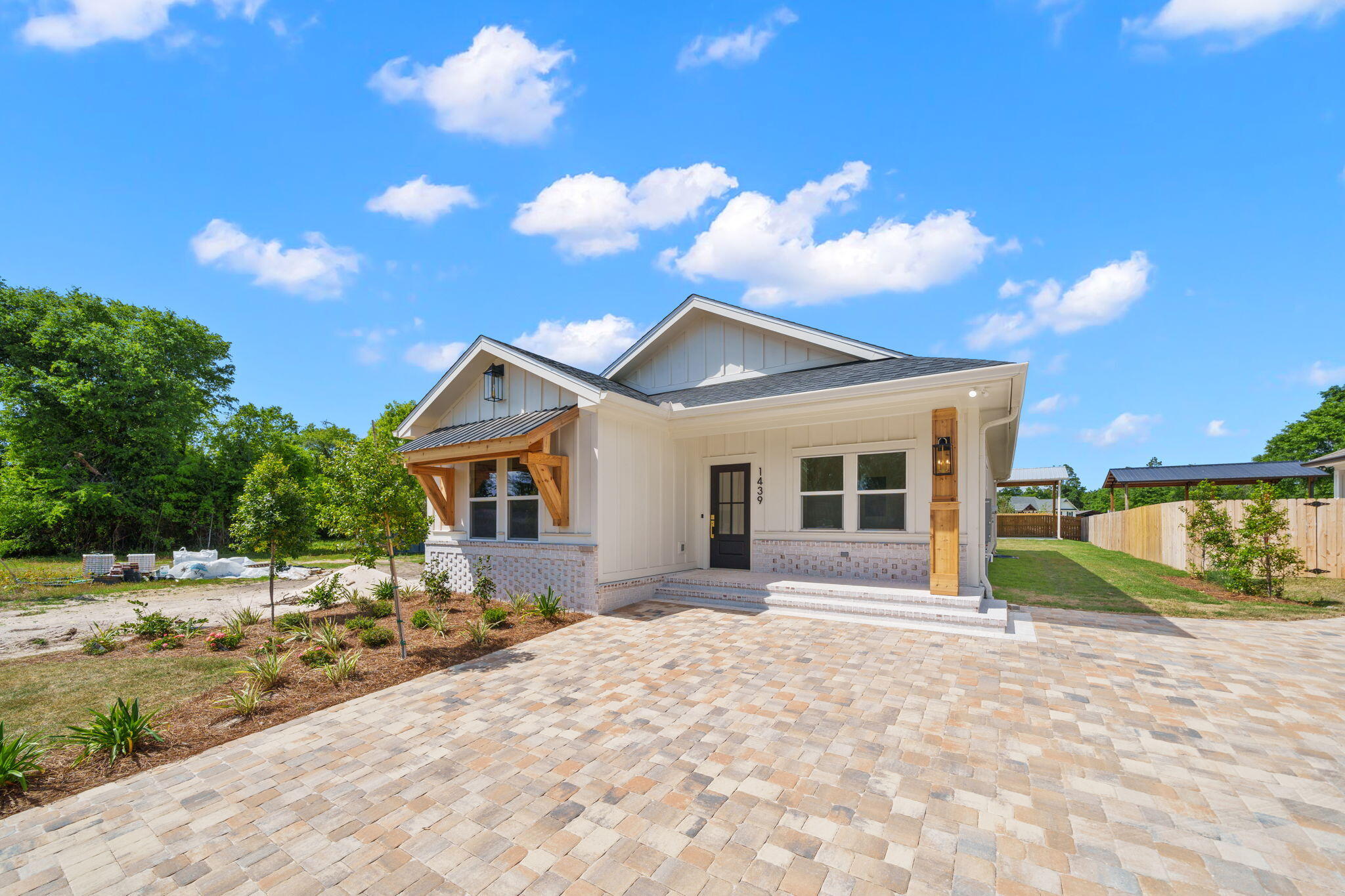 SOUTHPORT - Residential