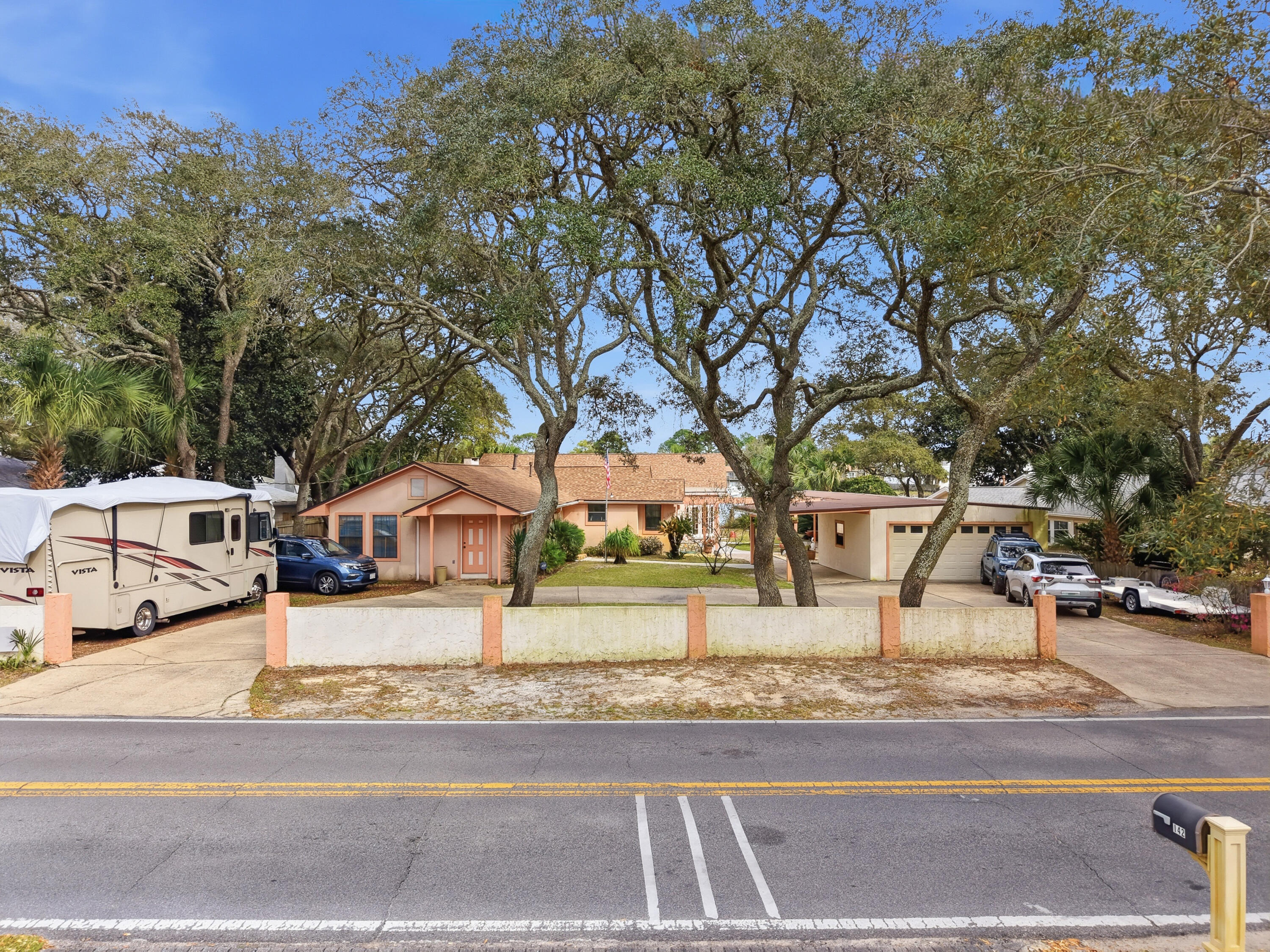 BELLA VISTA S/D - Residential