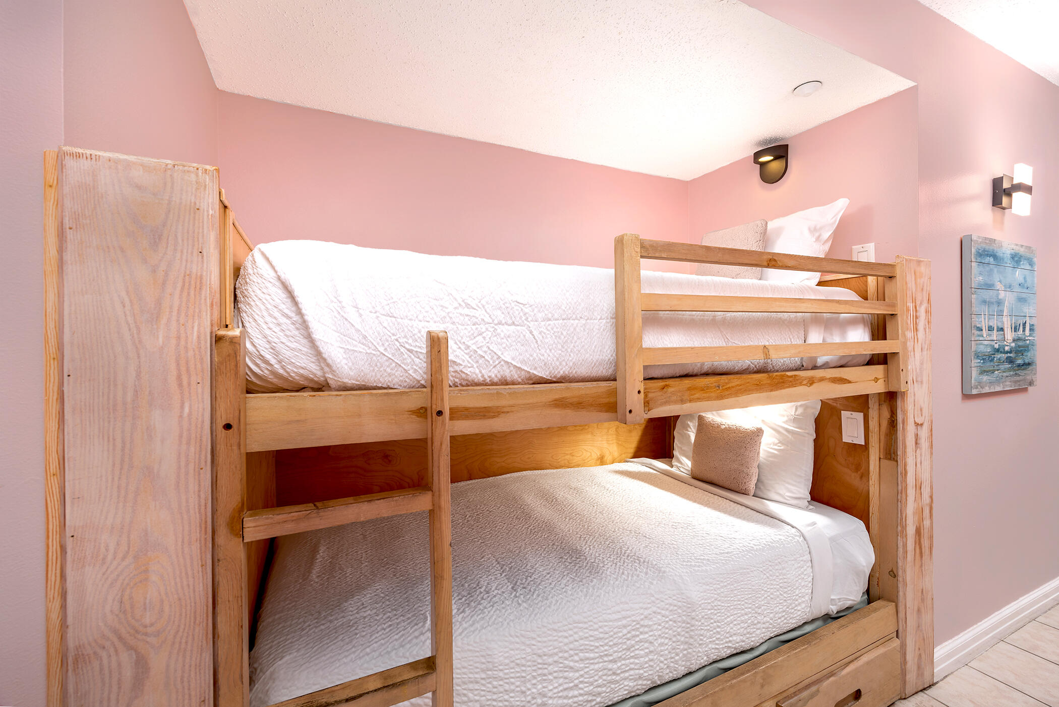 Pelican Beach - Residential