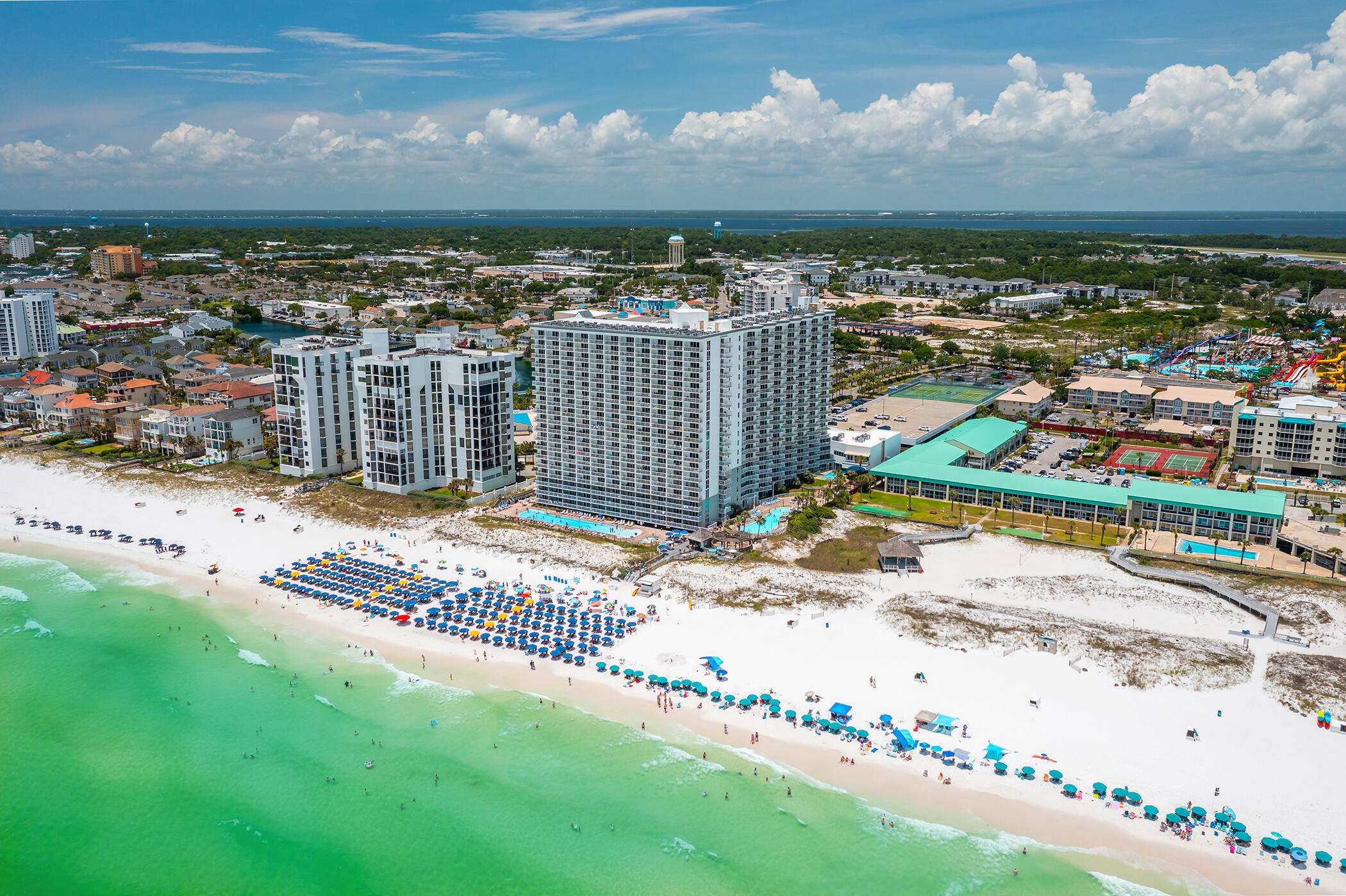 Pelican Beach - Residential