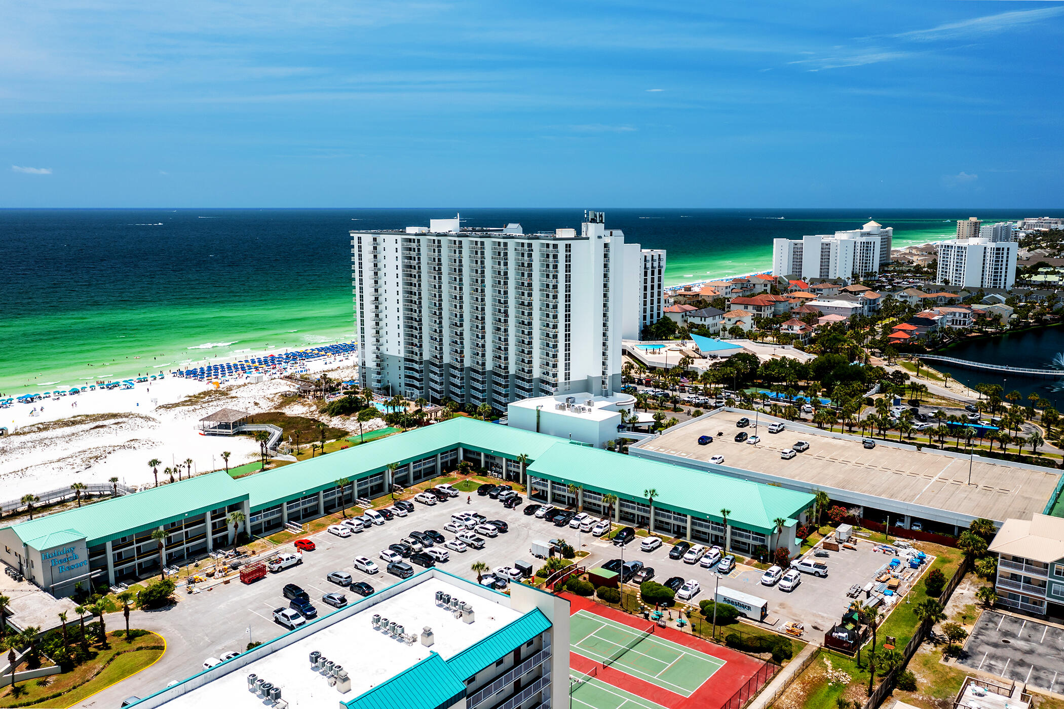 Pelican Beach - Residential