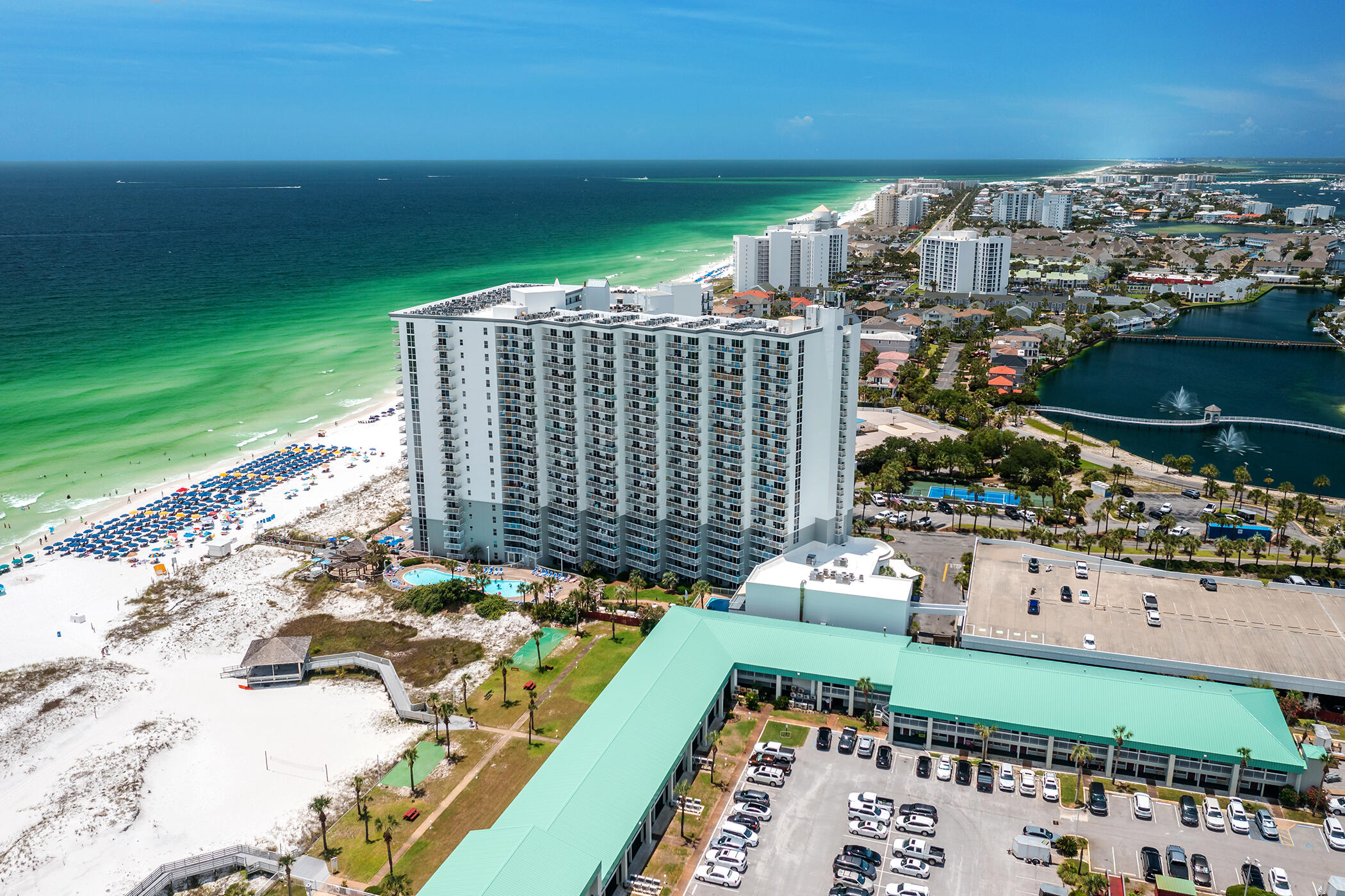 Pelican Beach - Residential