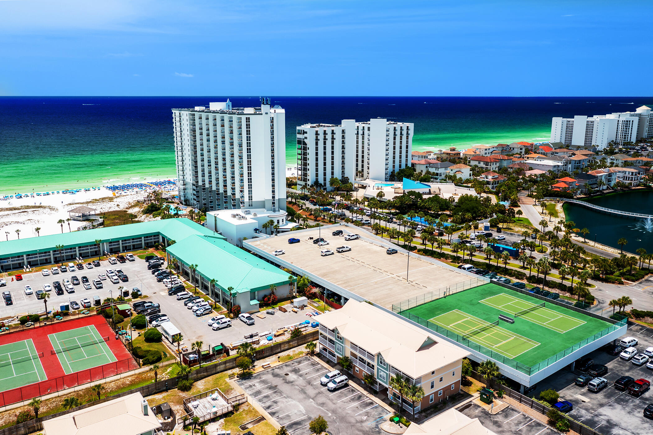 Pelican Beach - Residential