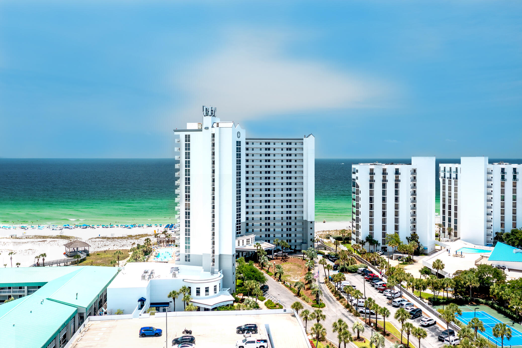 Pelican Beach - Residential