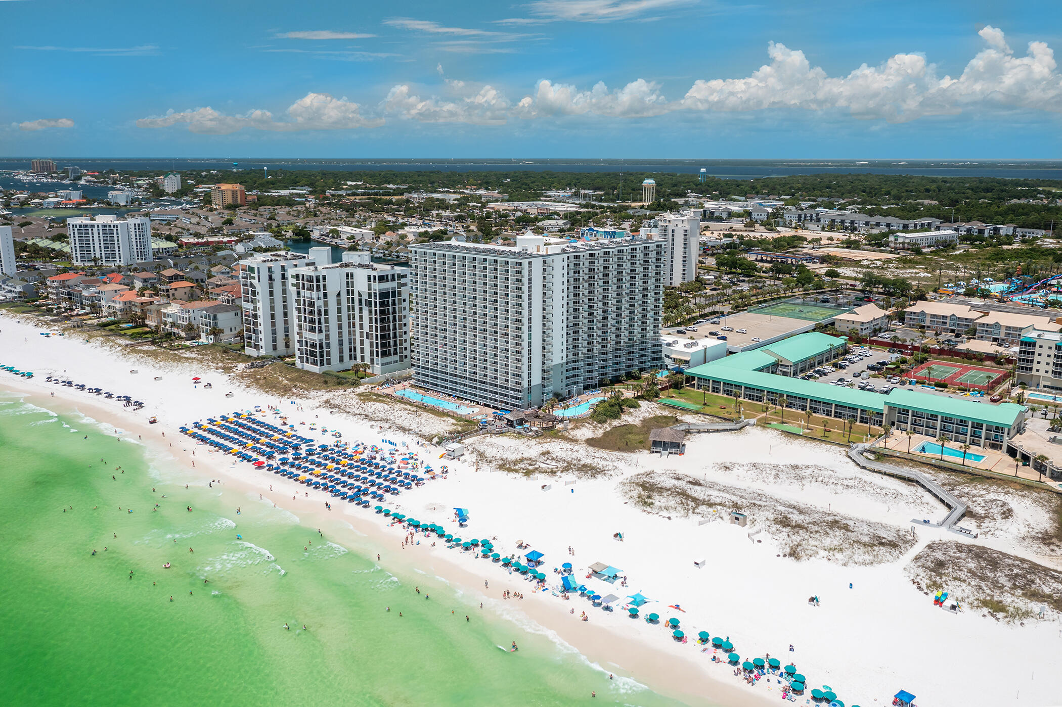 Pelican Beach - Residential