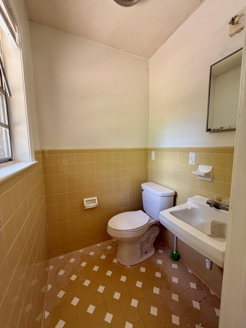 JUNIPER LAKE ESTATES - Residential