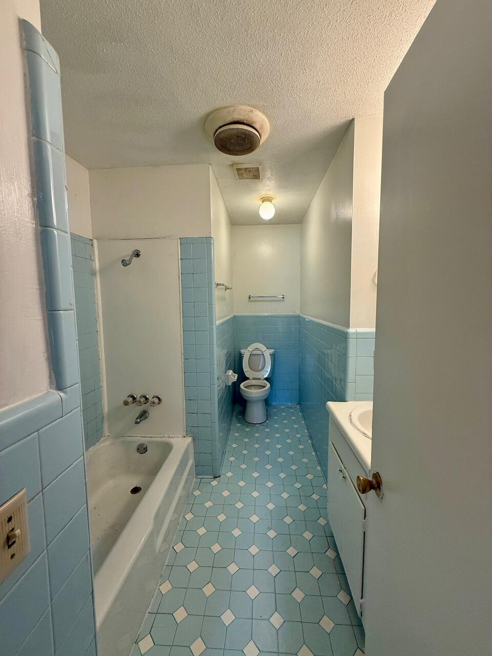 JUNIPER LAKE ESTATES - Residential