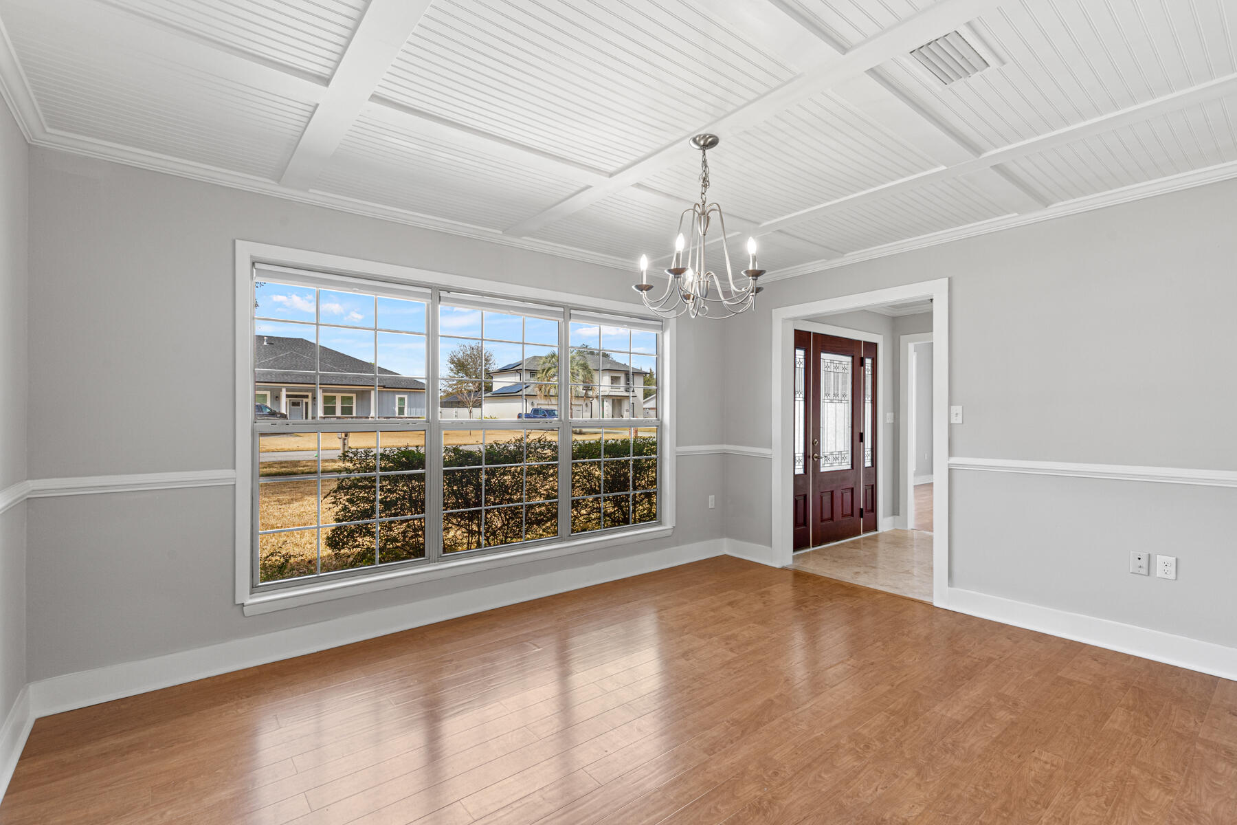 COUNTRY CLUB ESTATES - KENWOOD - Residential