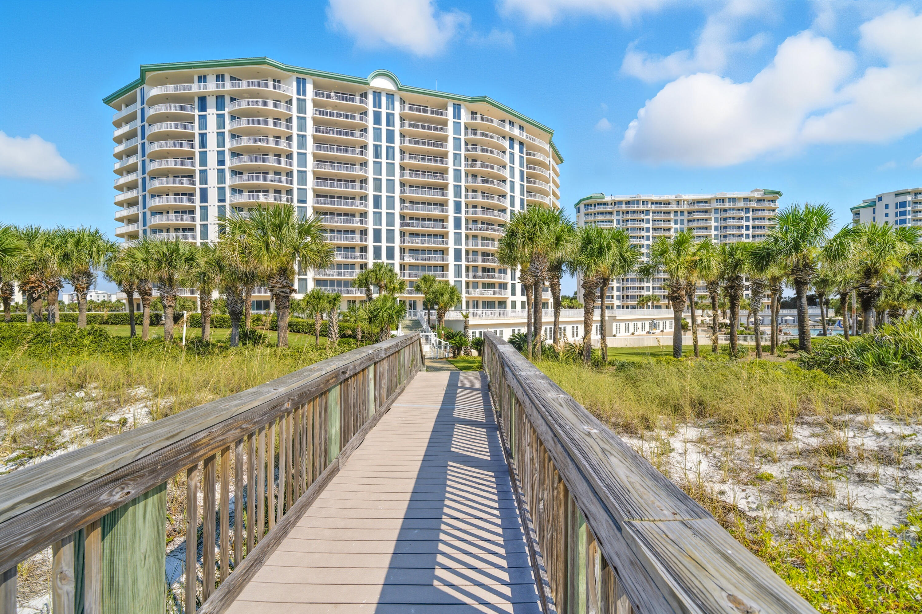 SILVER SHELLS BEACH RESORT - Residential