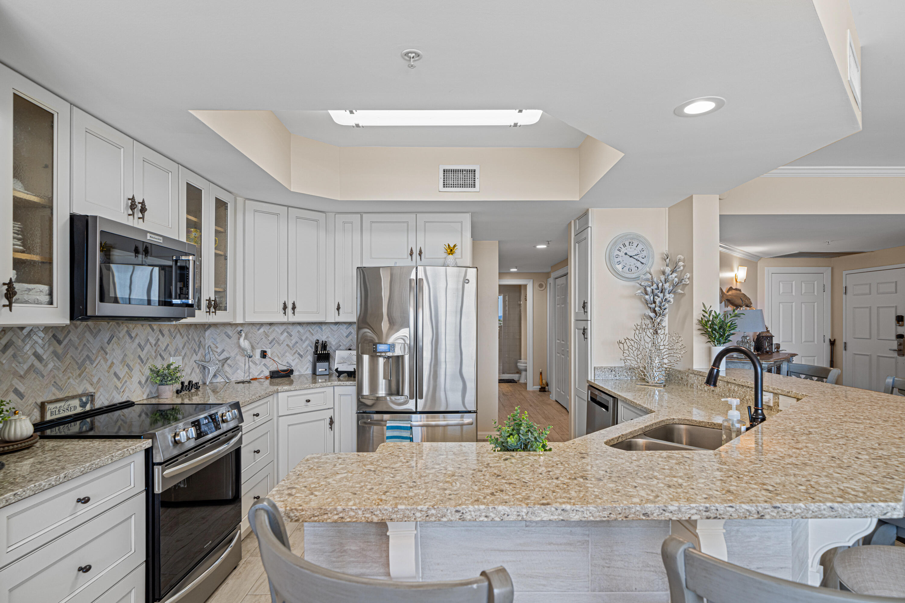 SILVER SHELLS BEACH RESORT - Residential