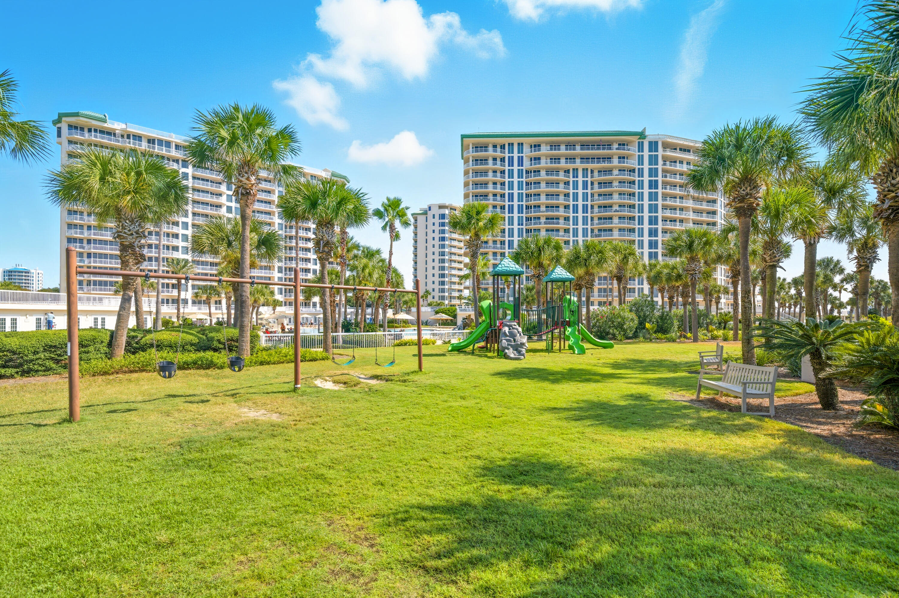 SILVER SHELLS BEACH RESORT - Residential