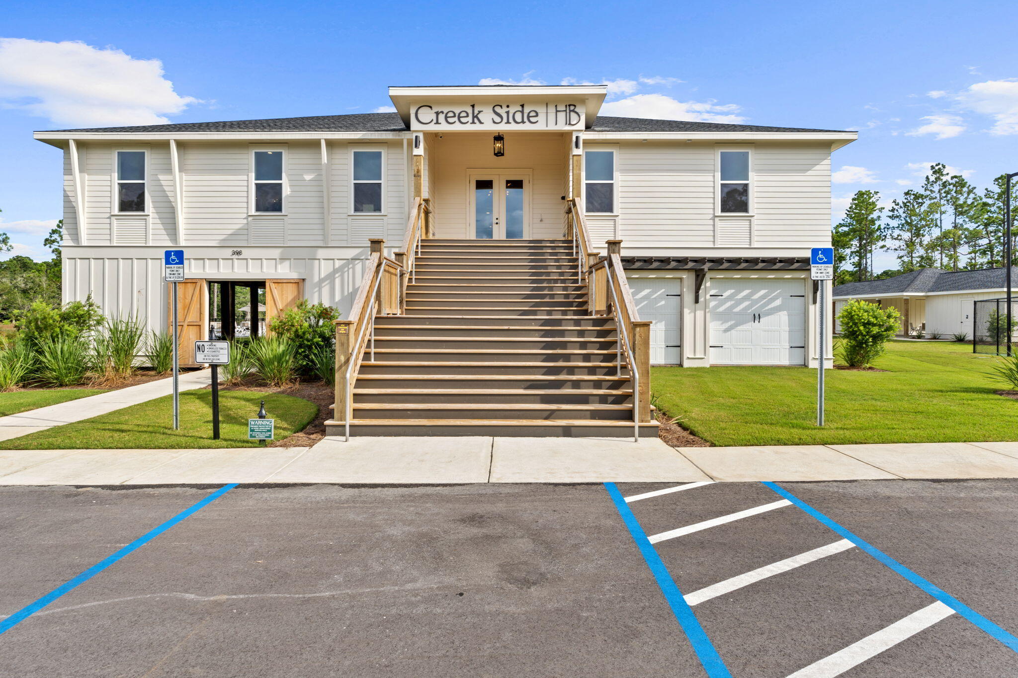 HAMMOCK BAY - MOONSWEPT - Residential