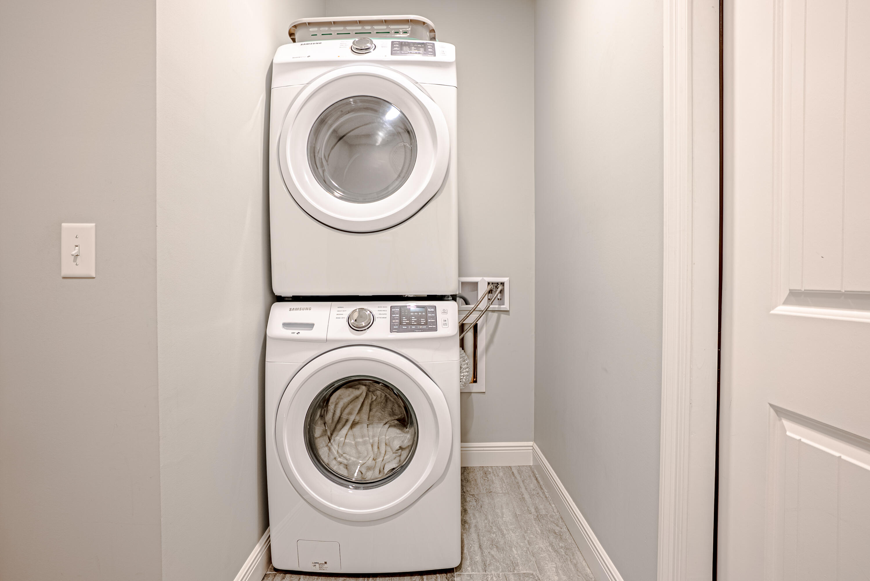 MIRAMAR HEIGHTS - Residential