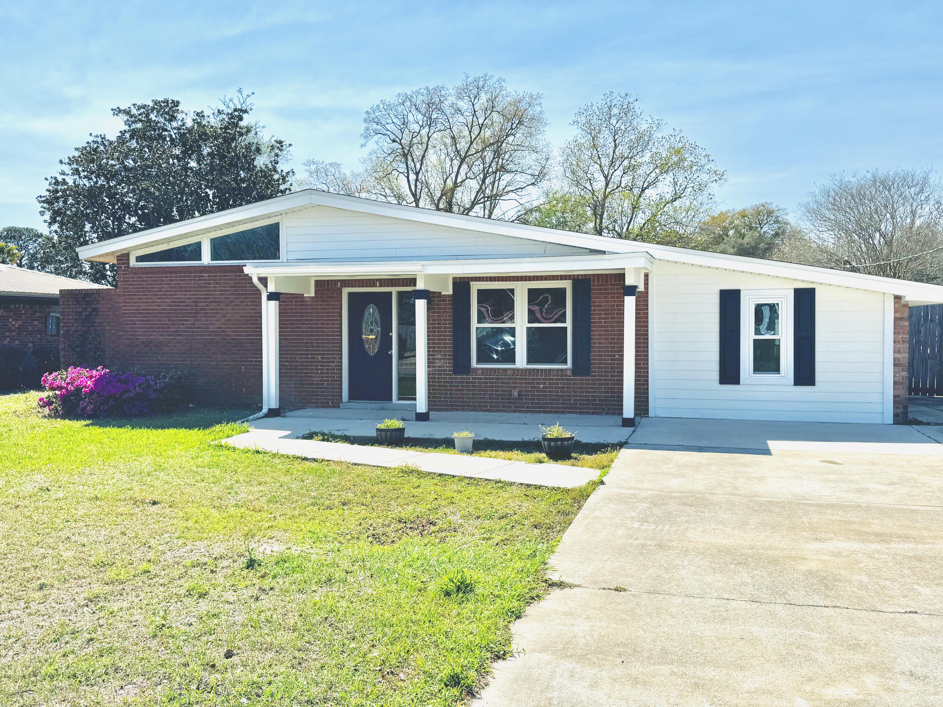 MIRAMAR ESTATES 4TH ADDN - Residential