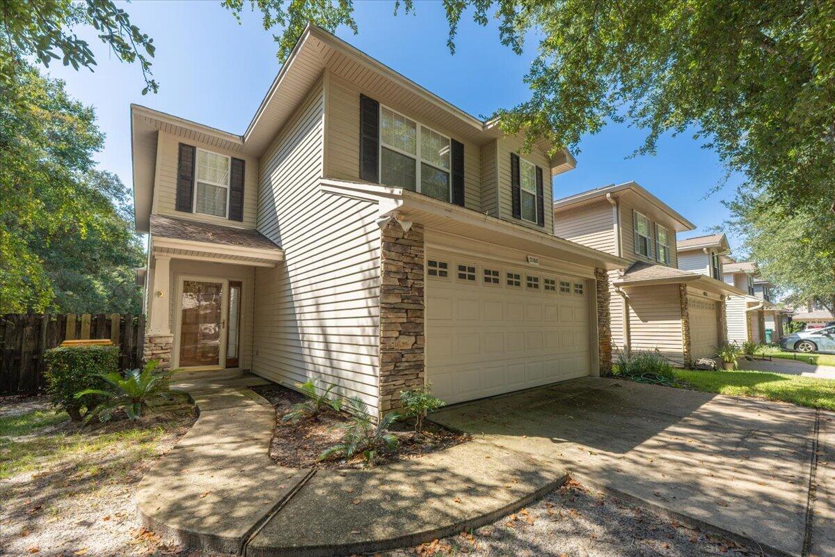2708 Apple Blossom Court