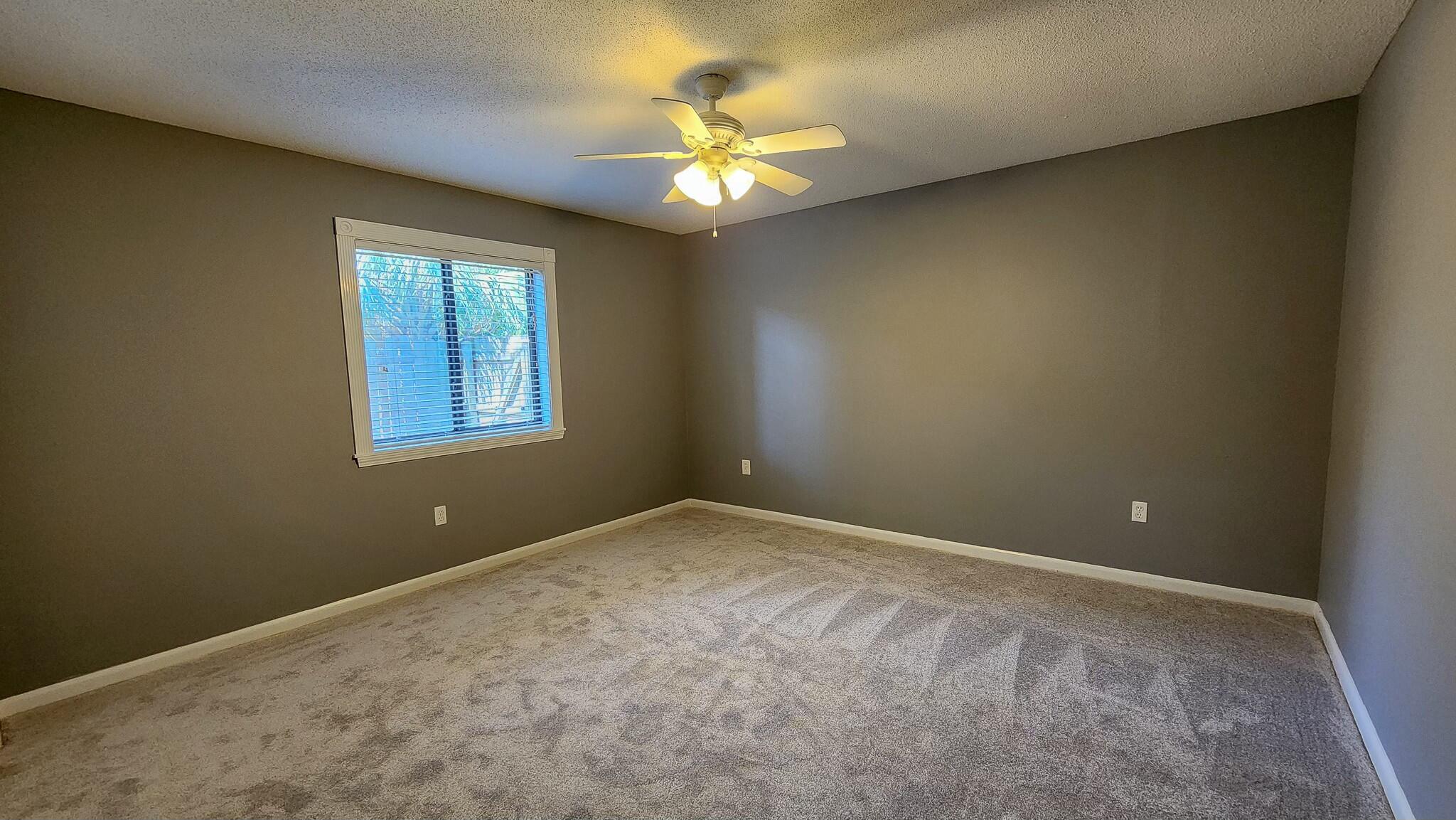 BAYOU POQUITO - Residential