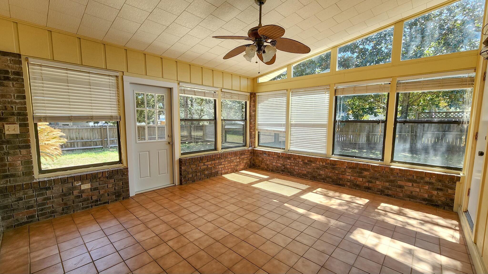 BAYOU POQUITO - Residential