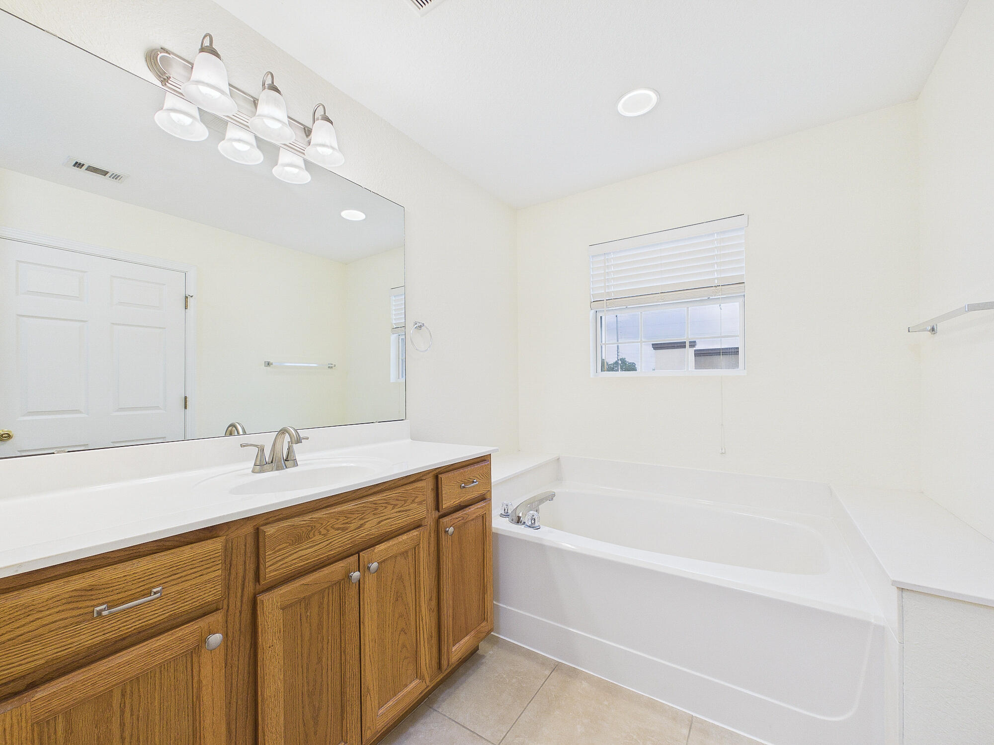 ENDICOTT VILLAGE - Residential
