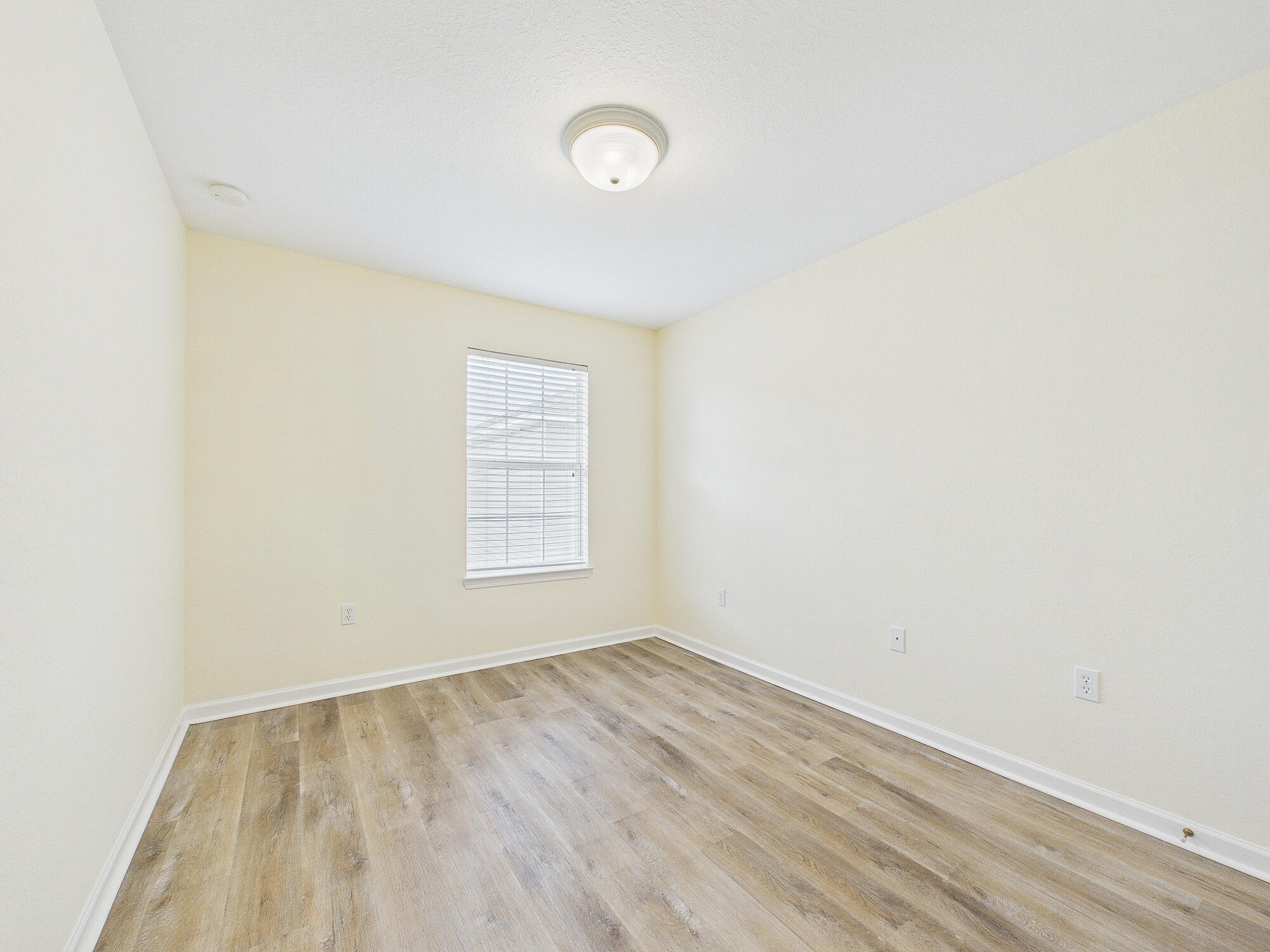 ENDICOTT VILLAGE - Residential