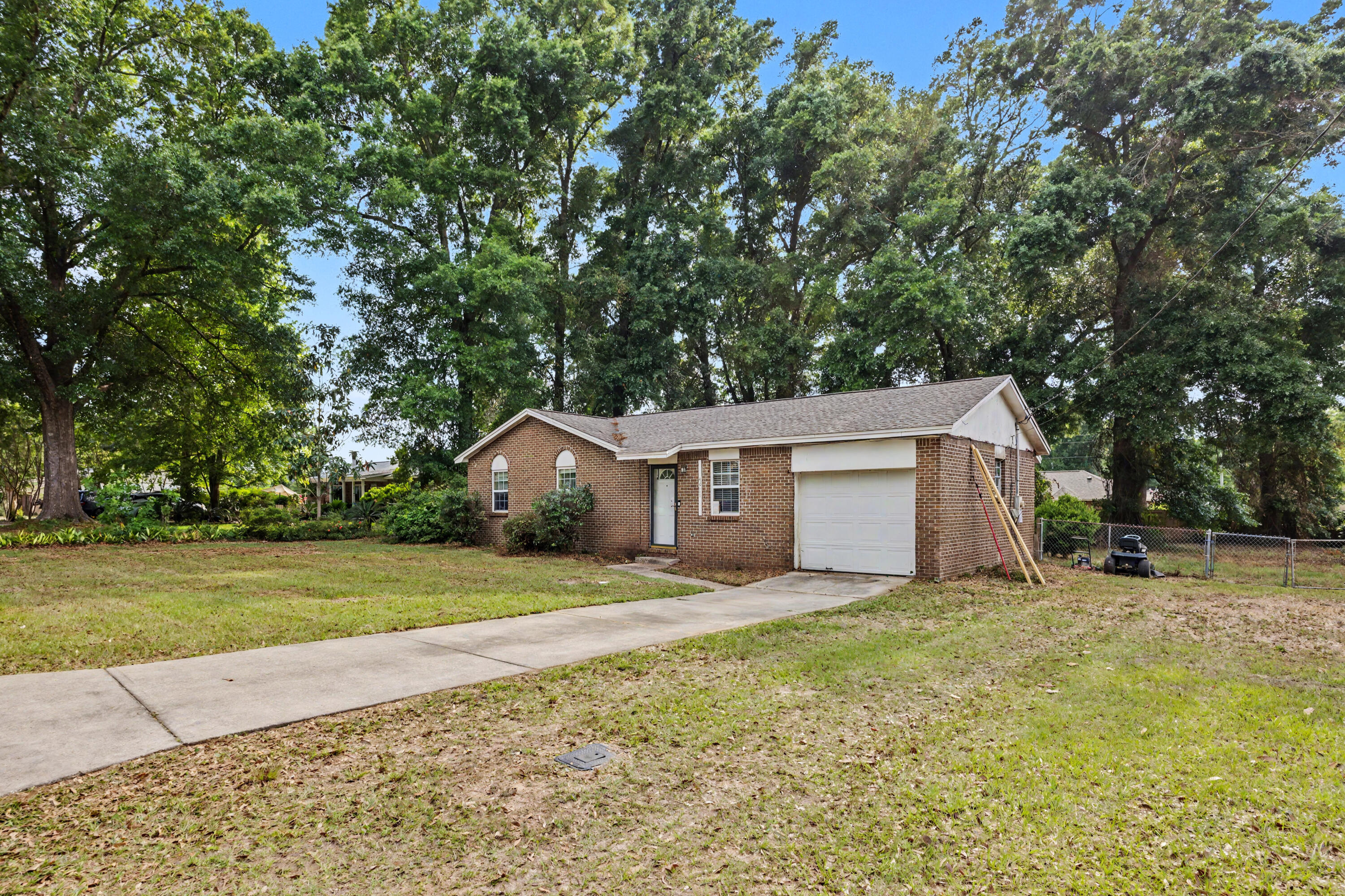 GREEN PASTURES - Residential