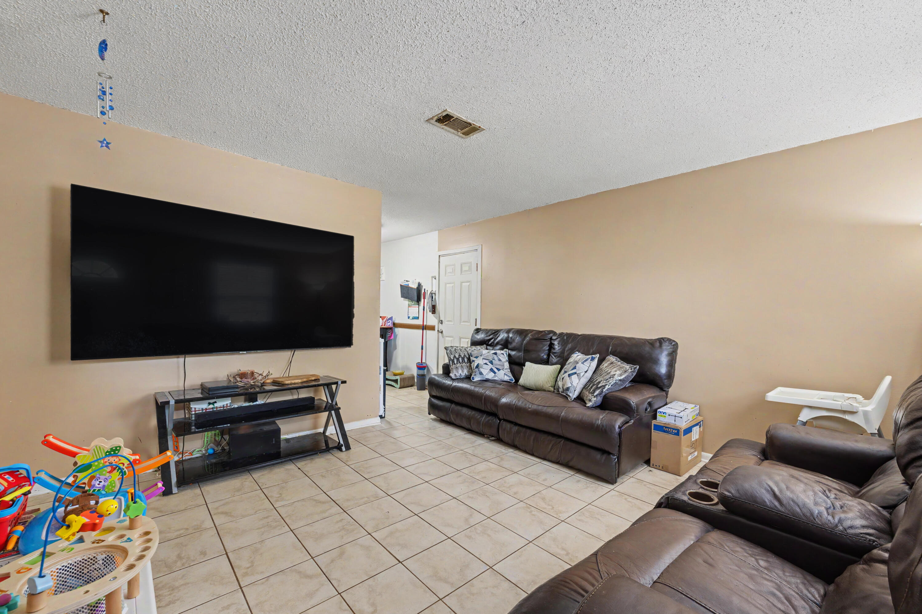 GREEN PASTURES - Residential