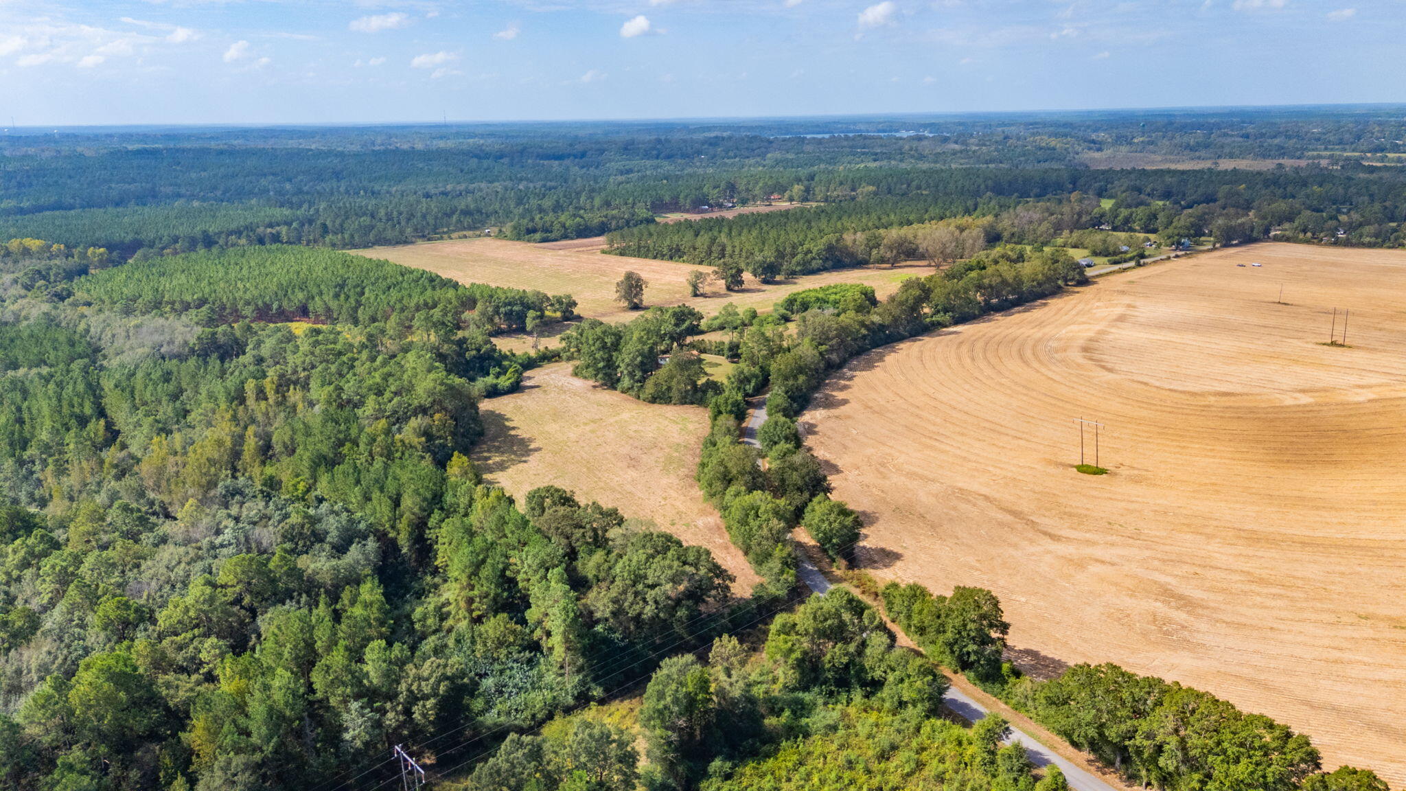 METES & BOUNDS - Land