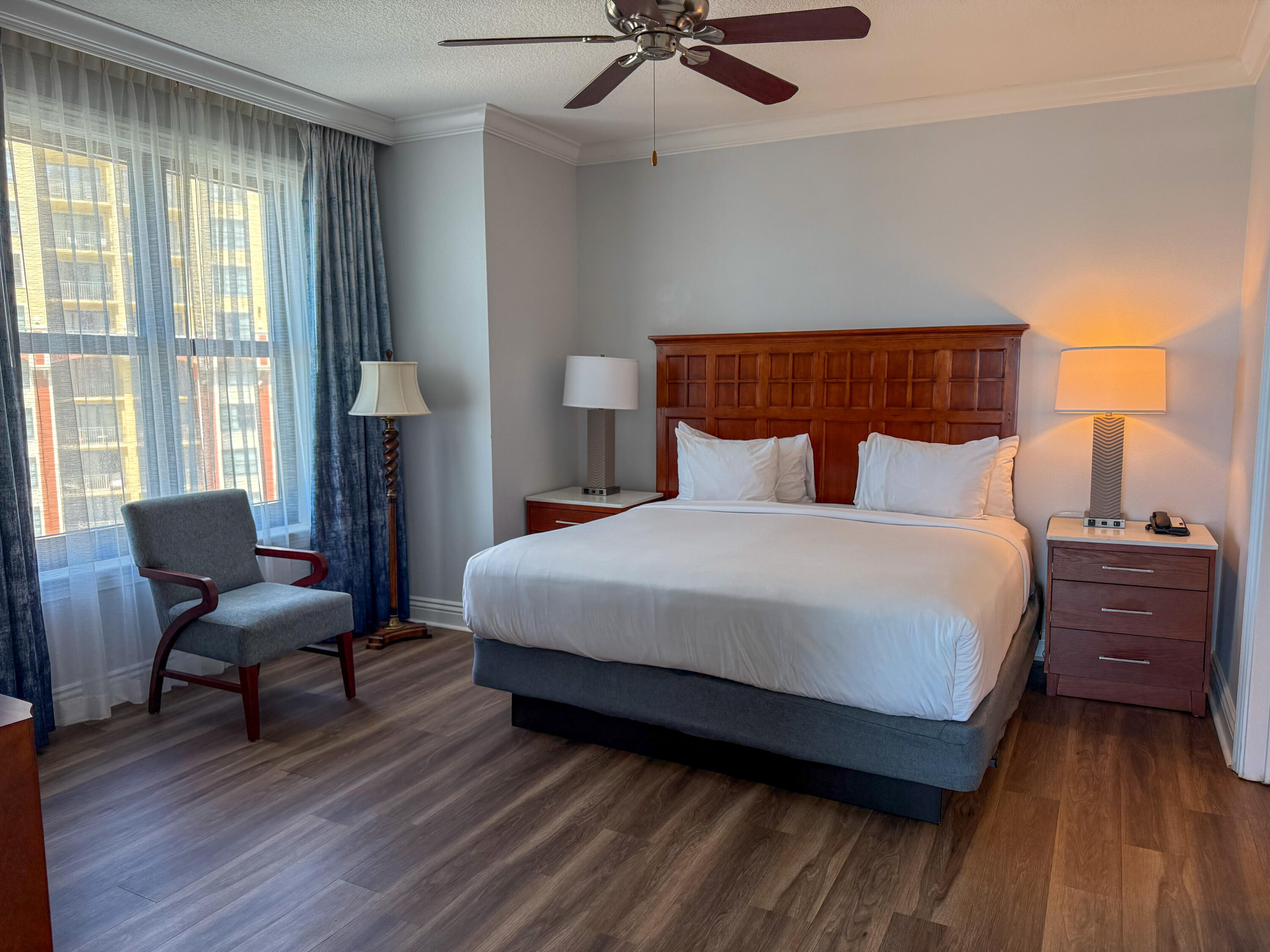 EMERALD GRANDE - Residential