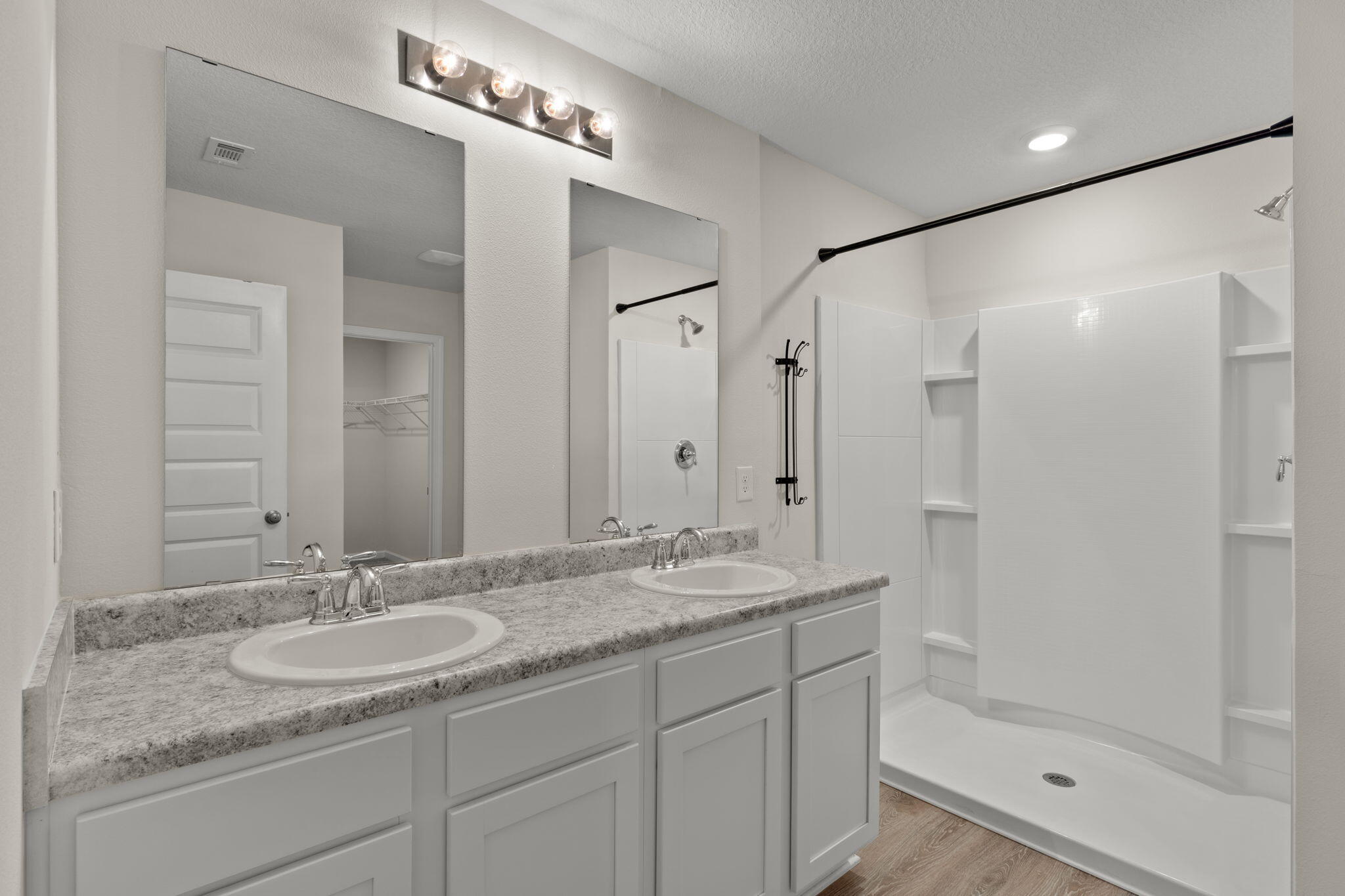 HERITAGE PLANTATION - Residential Lease