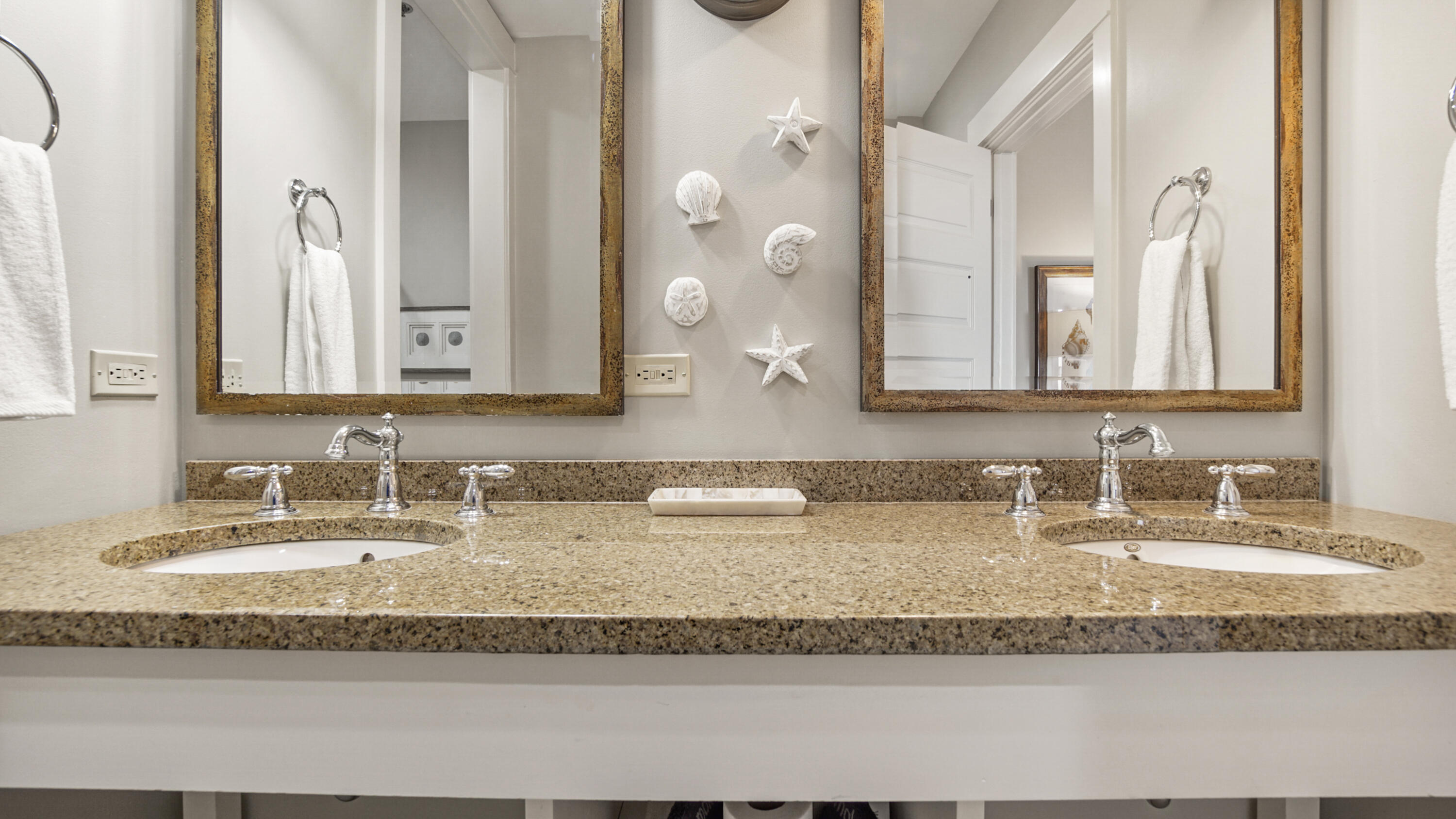 REDFISH VILLAGE - Residential