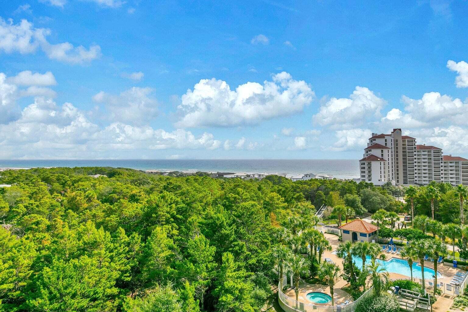 SUMMIT AT TOPS'L (THE) - Residential