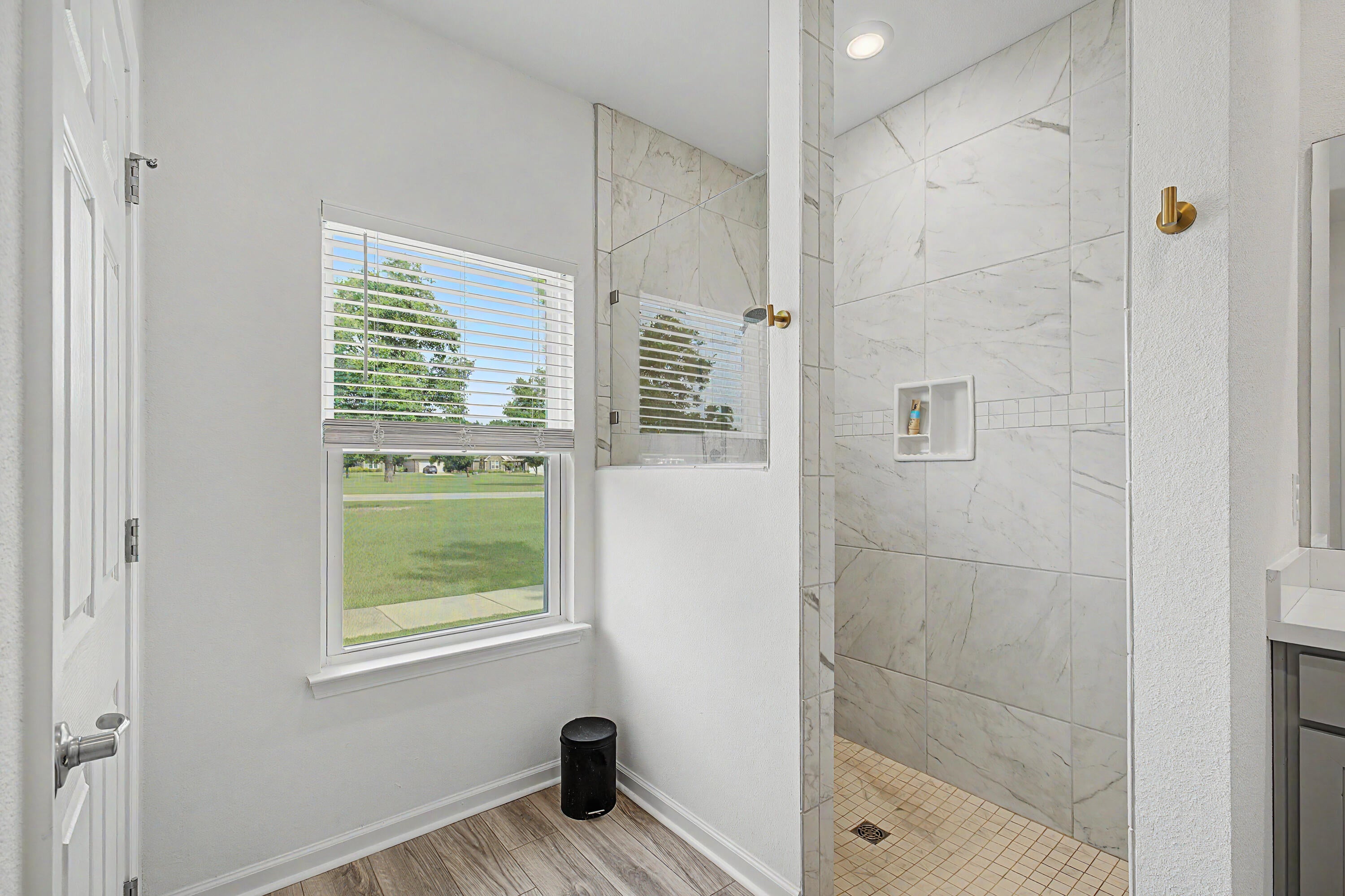 4166 Upper Walk Lane