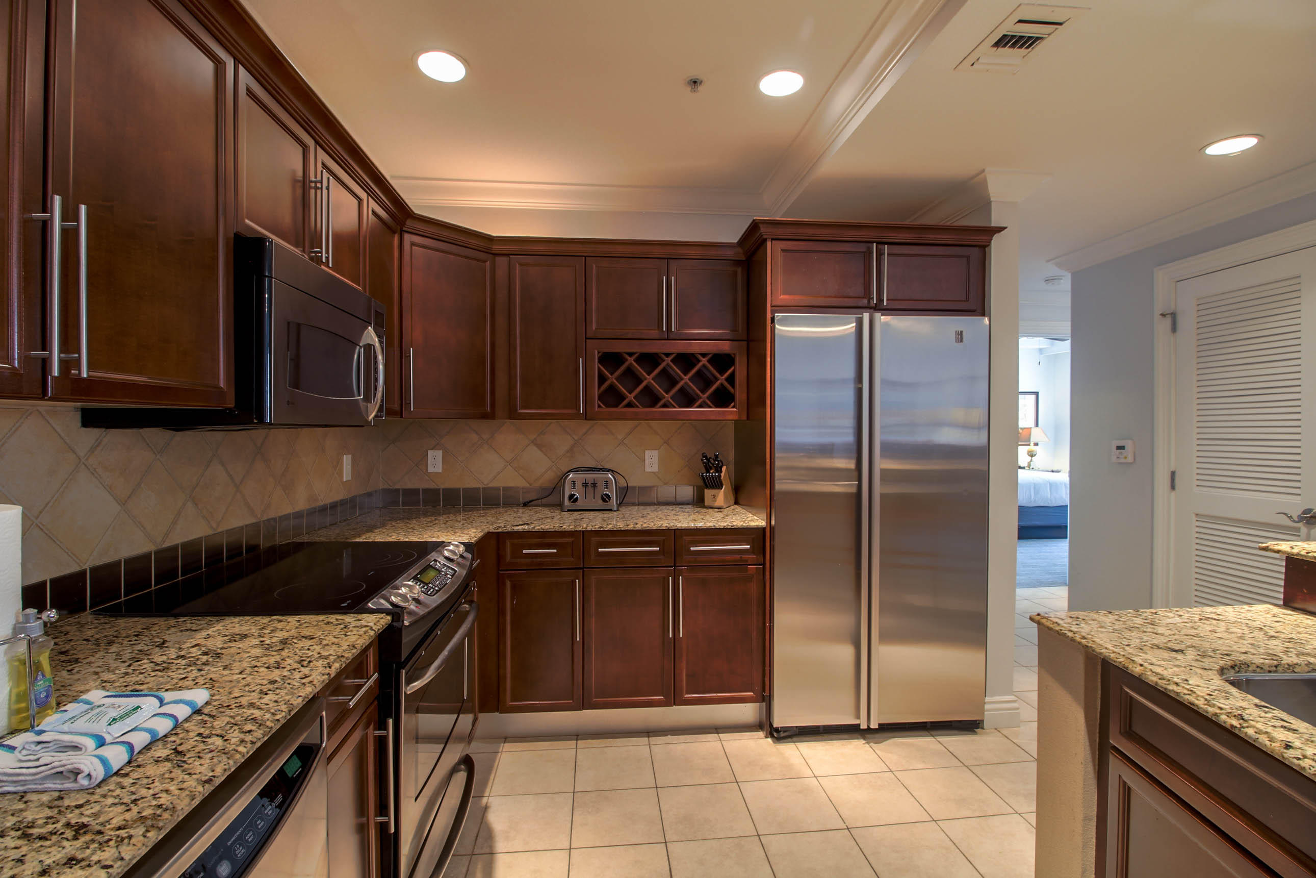 EMERALD GRANDE - Residential