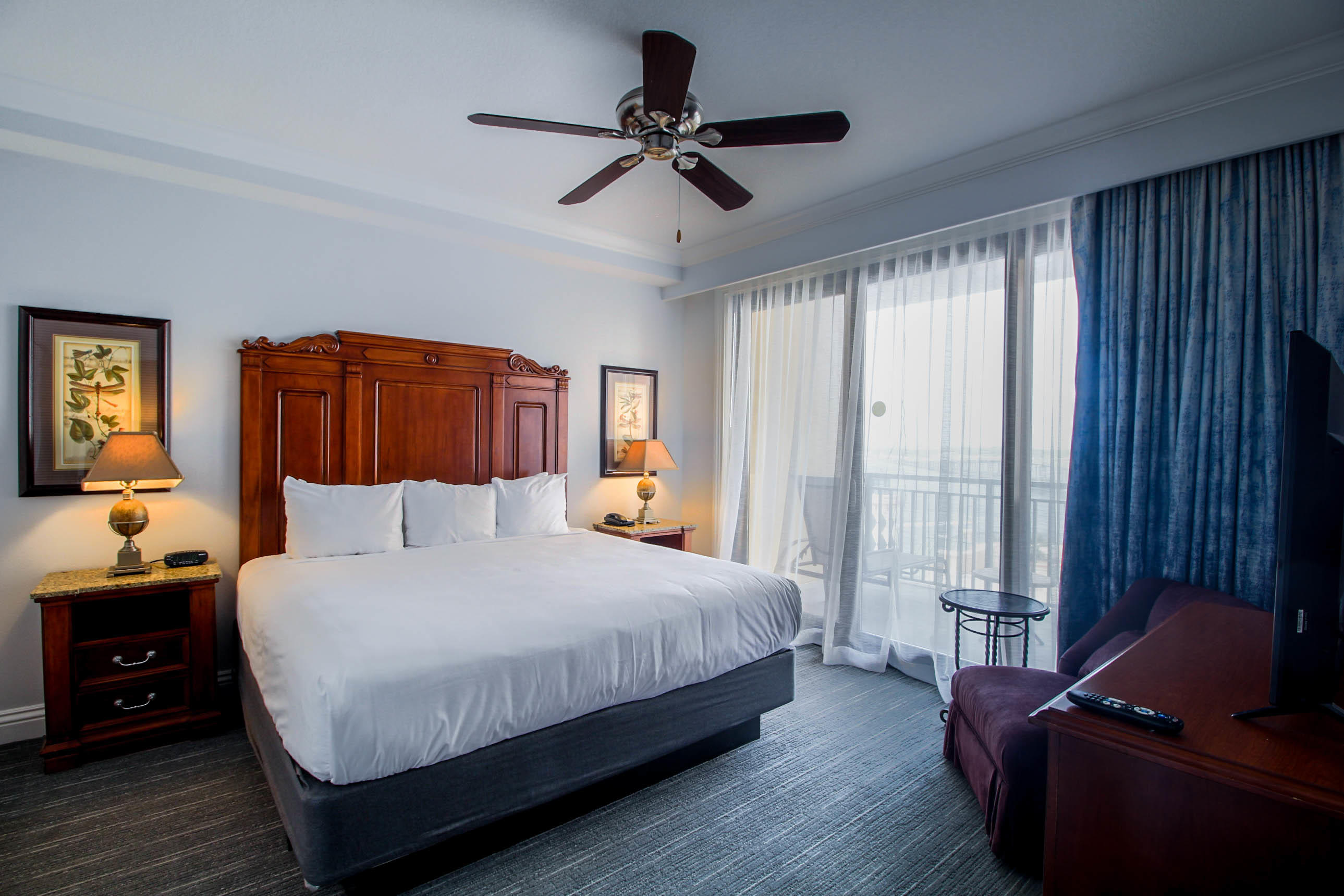 EMERALD GRANDE - Residential