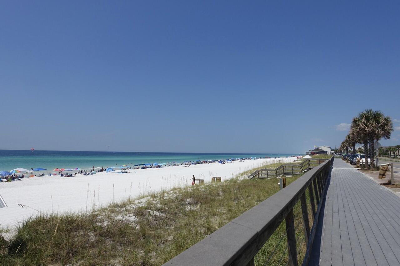 Seascape GARDEN VILLA OF SEASCAPE PH I CONDO - Residential